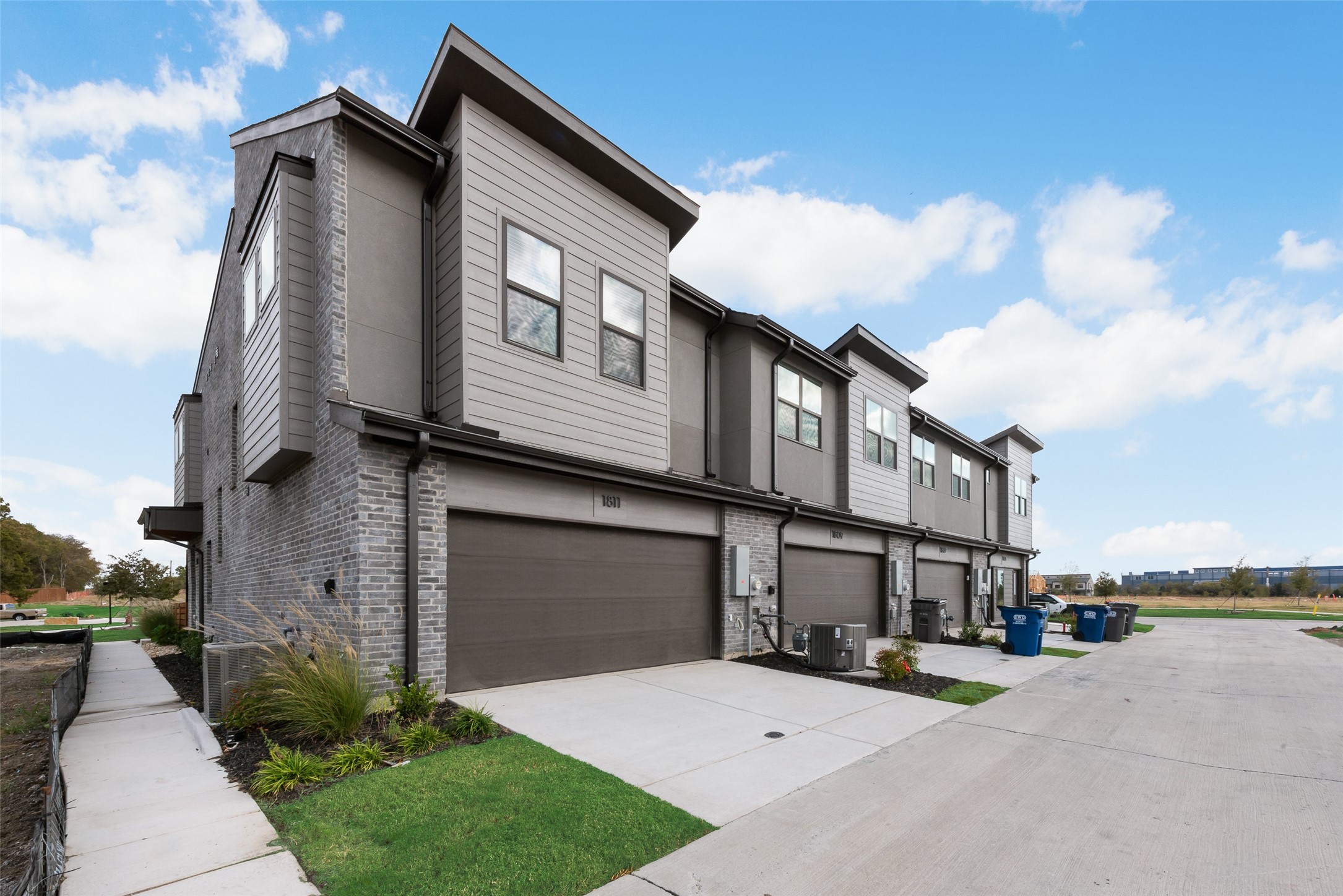 1811 Parkview Melissa TX 75454