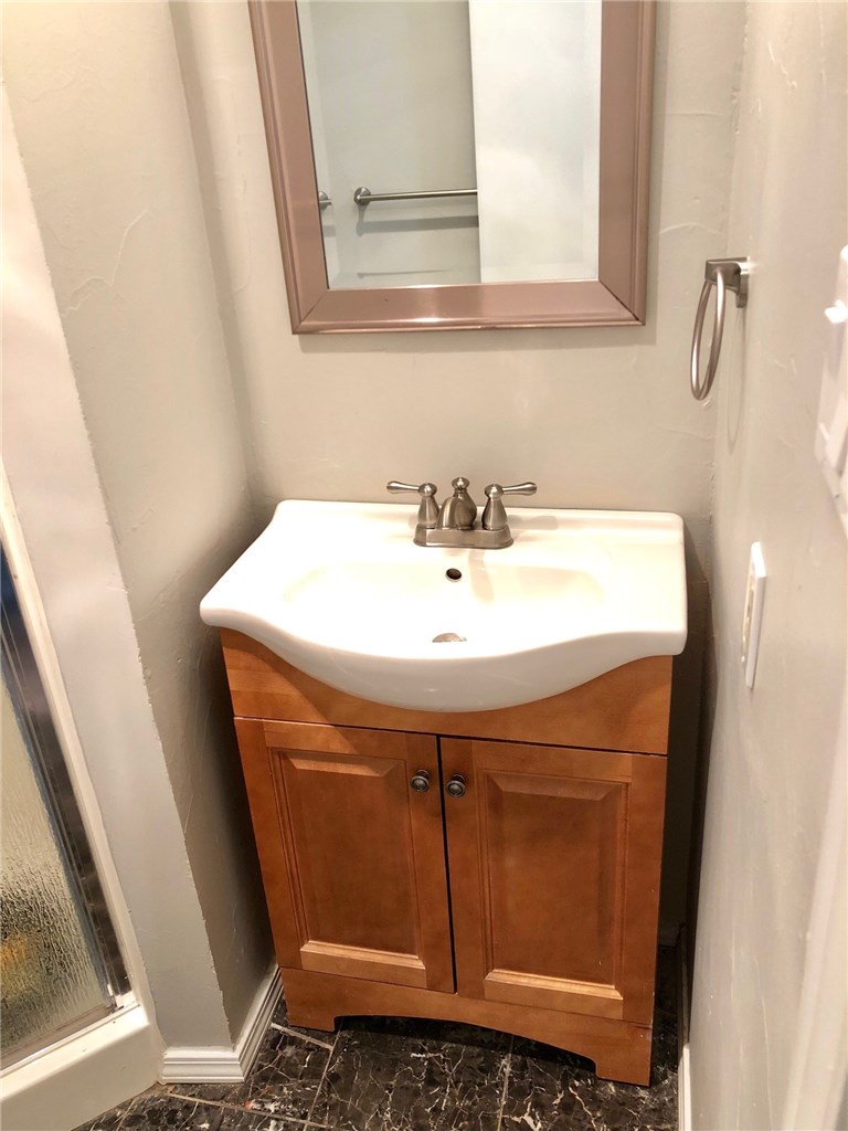 714 E Wall Street Grapevine TX 76051