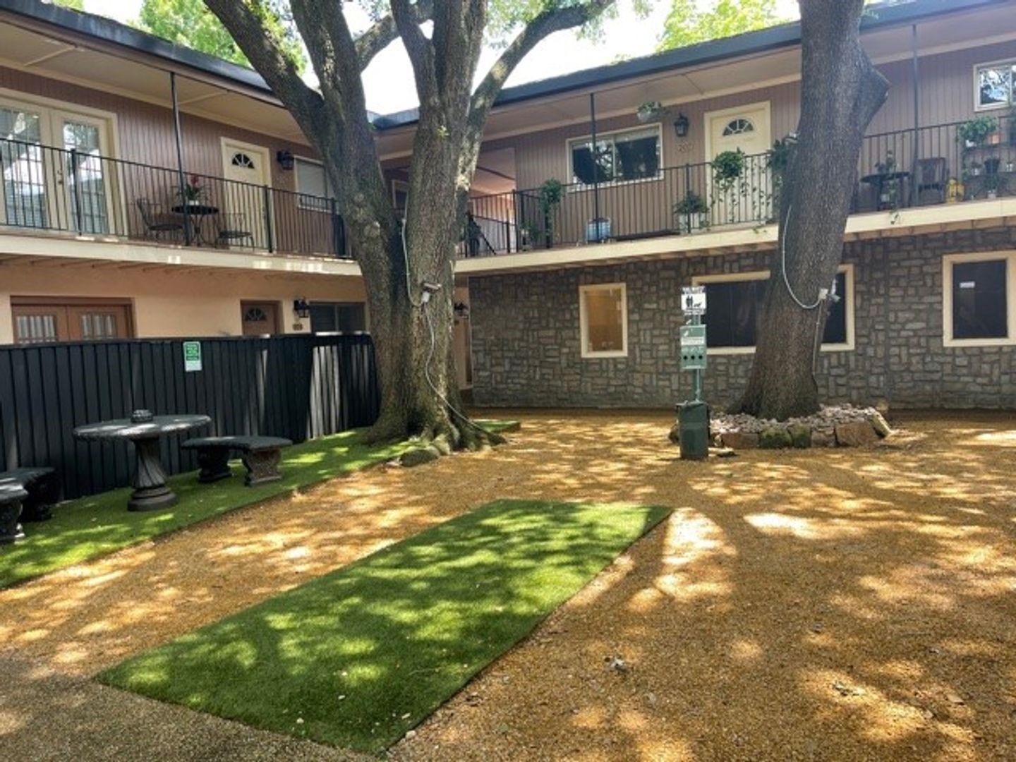 4206 Hawthorne Avenue Dallas TX 75219