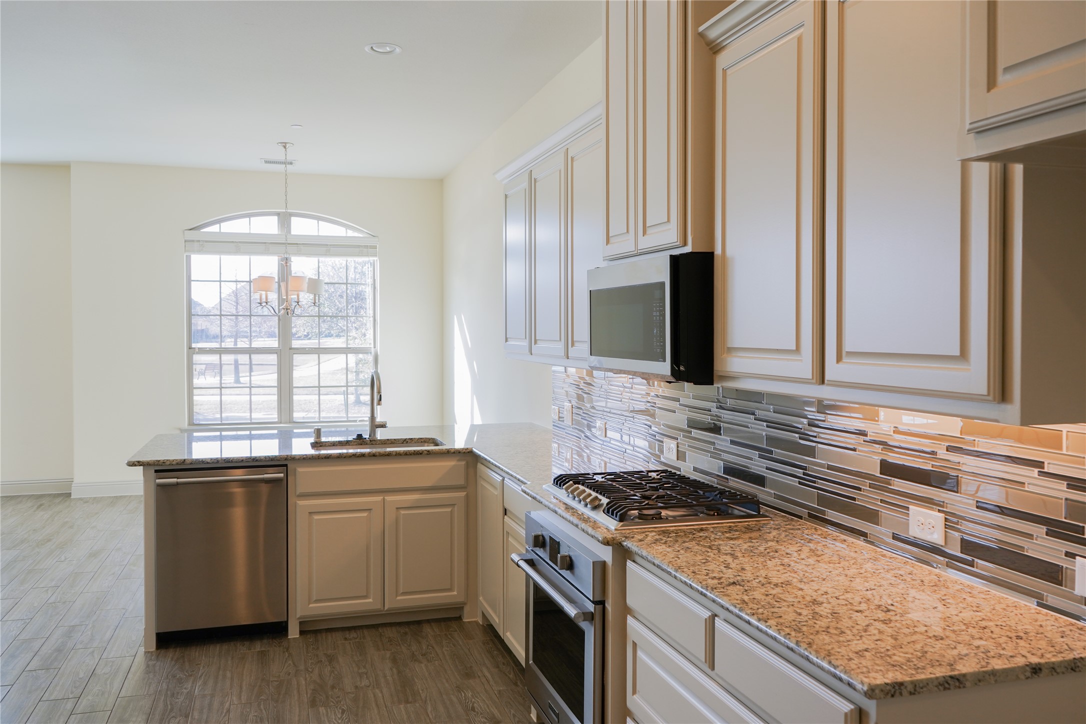 2401 Cort Drive Carrollton TX 75010
