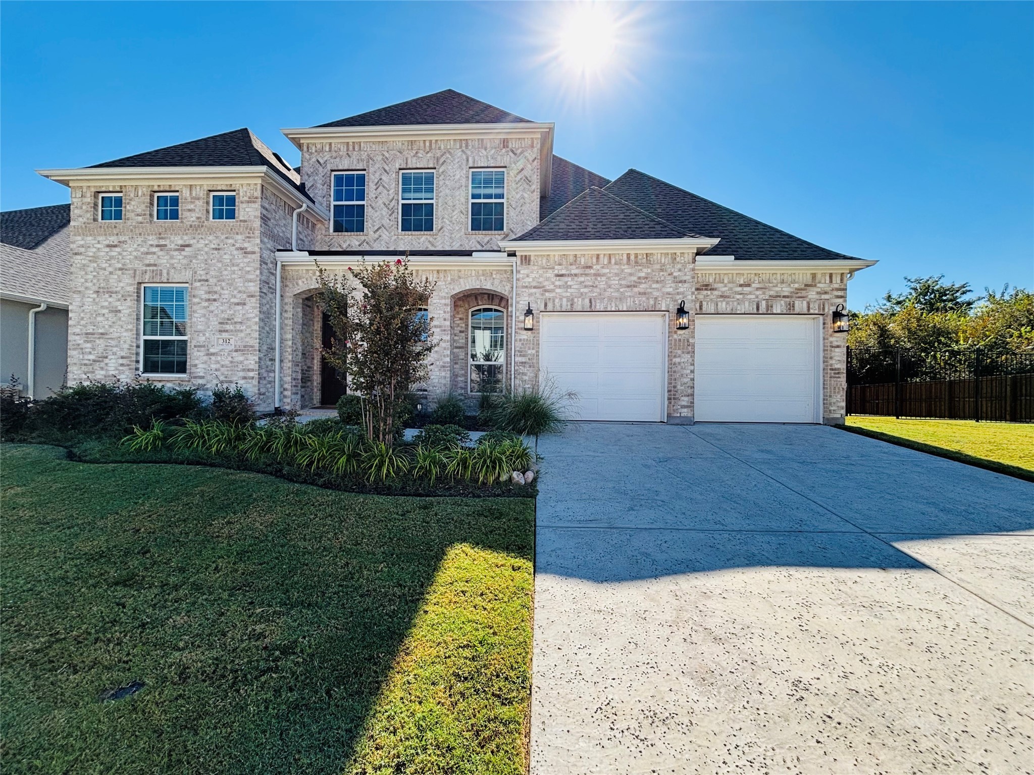 312 Fema Valle Drive Mckinney TX 75071