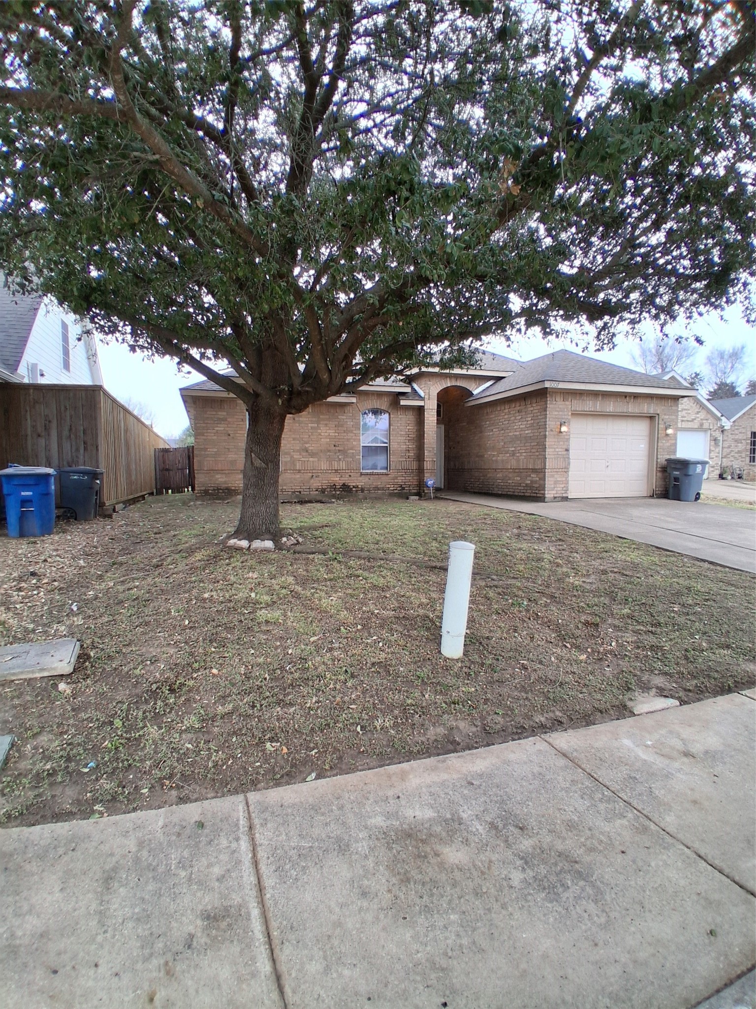 1007 Boquillas Court Dallas TX 75217