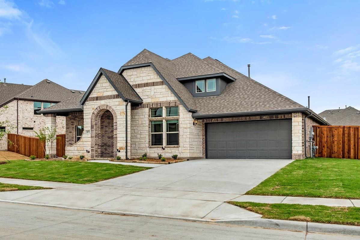 1073 Canuela Way Justin TX 76247