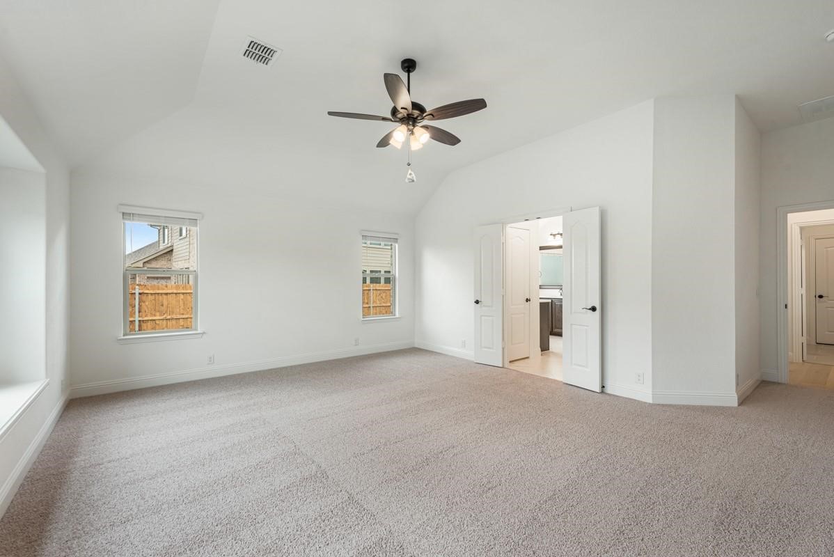 1073 Canuela Way Justin TX 76247