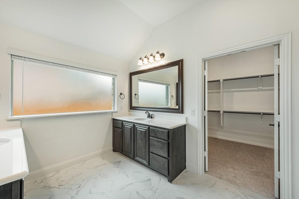 1073 Canuela Way Justin TX 76247