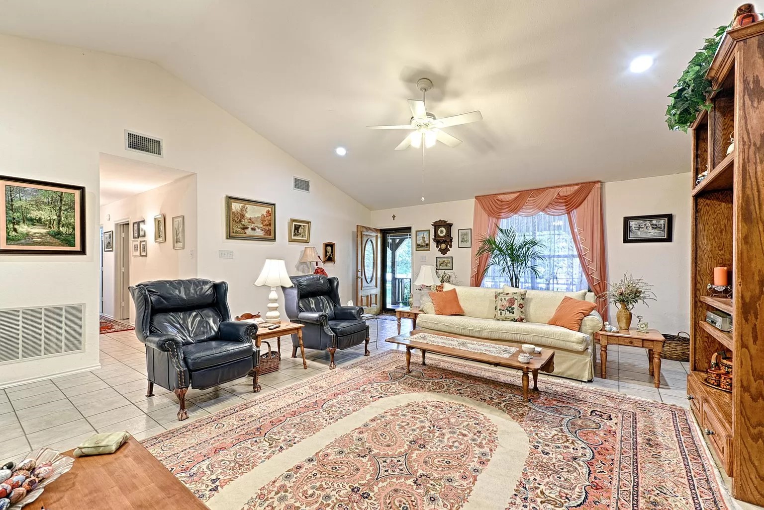 105 Santee Drive Lake Kiowa TX 76240