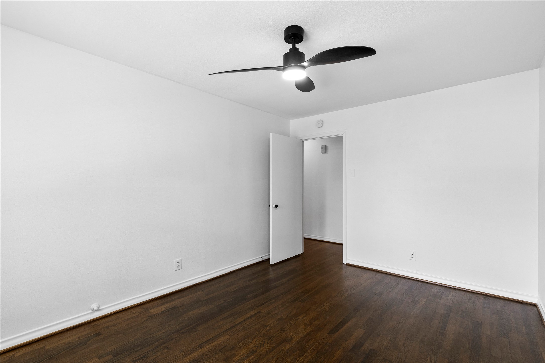 1804 Mariposa Drive Dallas TX 75228