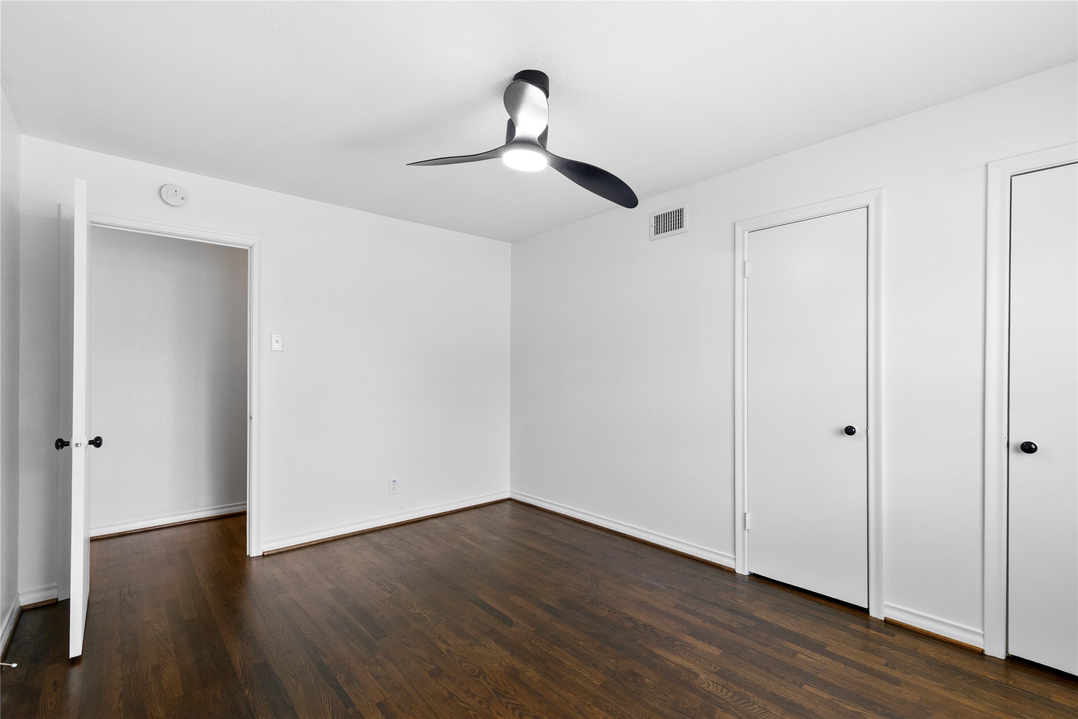 1804 Mariposa Drive Dallas TX 75228