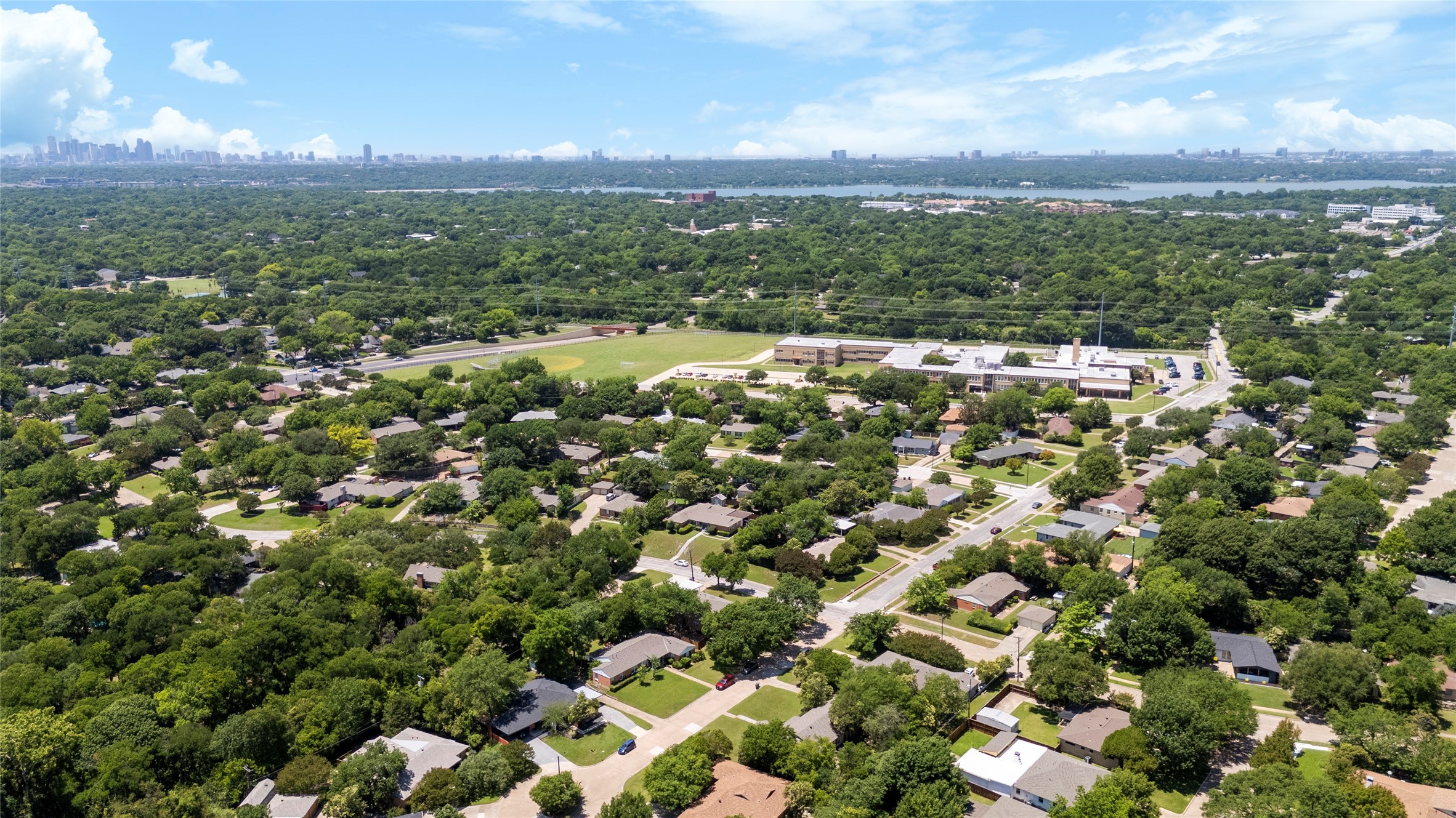 1804 Mariposa Drive Dallas TX 75228