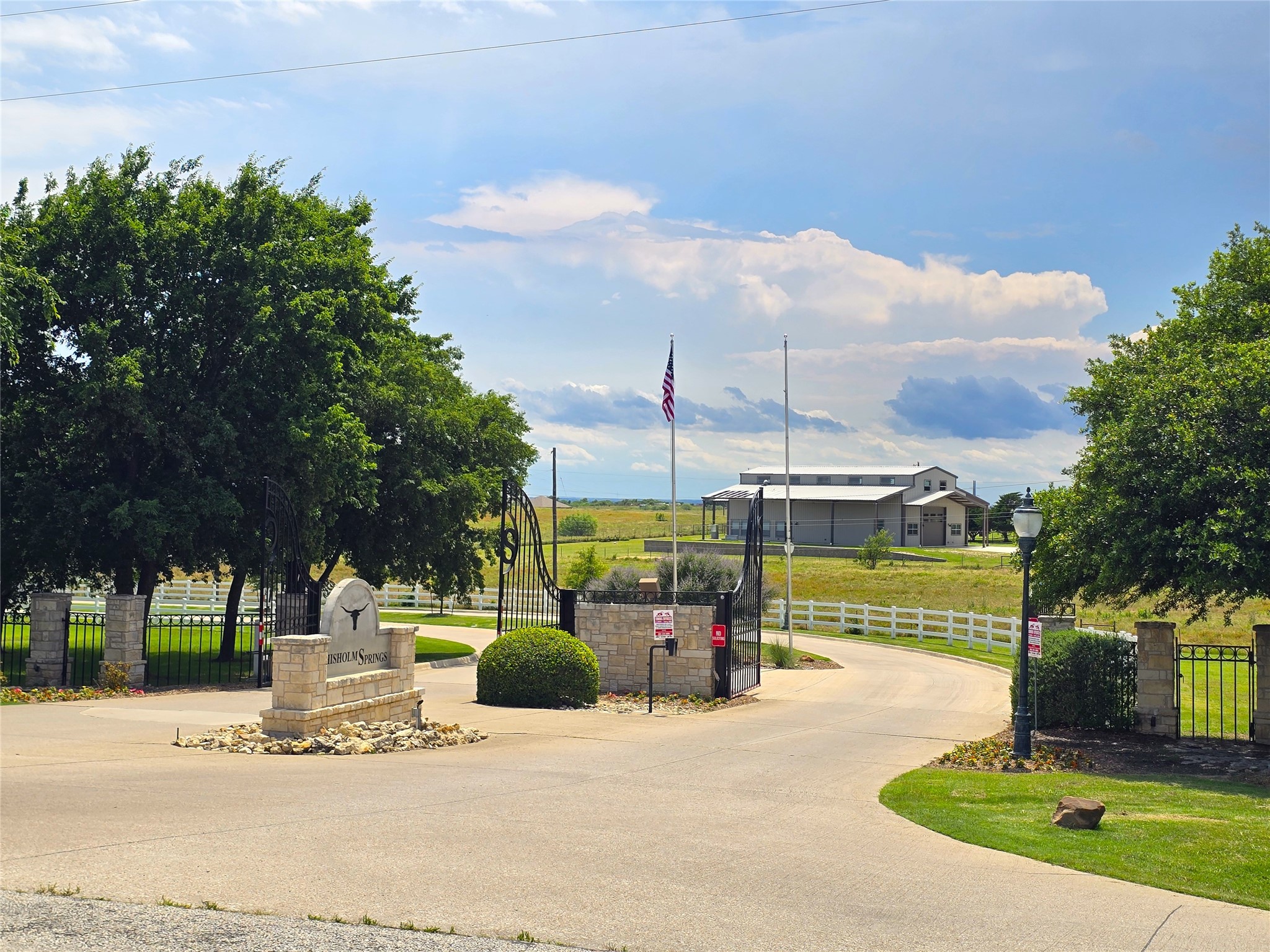 110 Outfitters Court Newark TX 76071