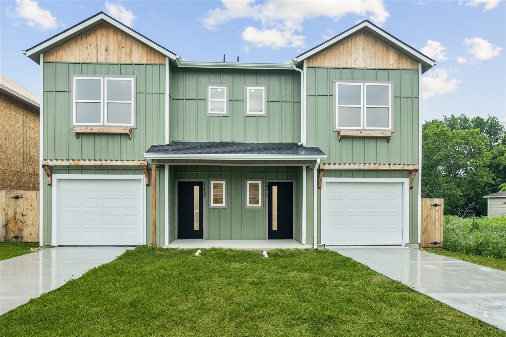 5210 Calloway Sansom Park TX 76114