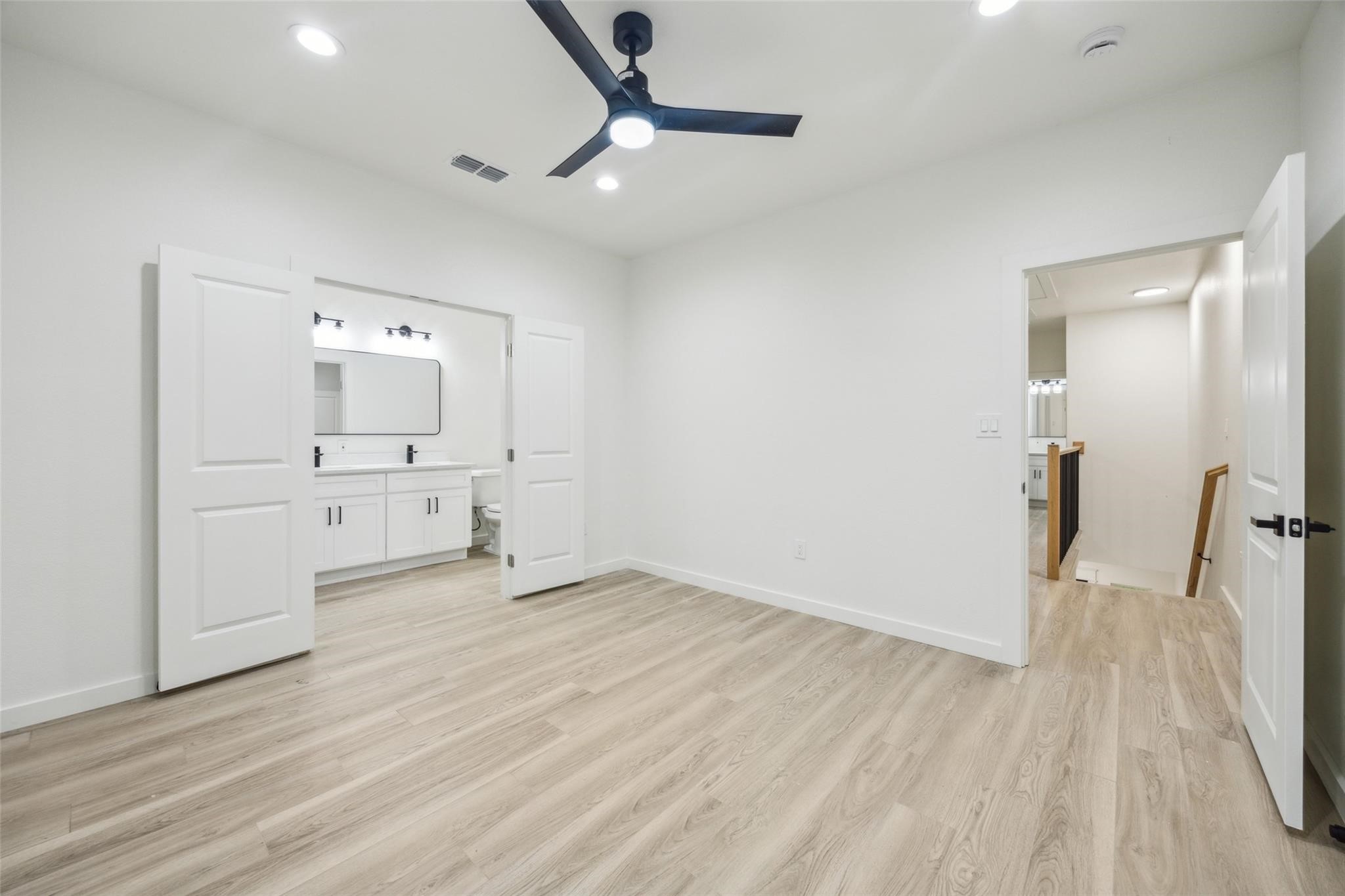 5210 Calloway Sansom Park TX 76114