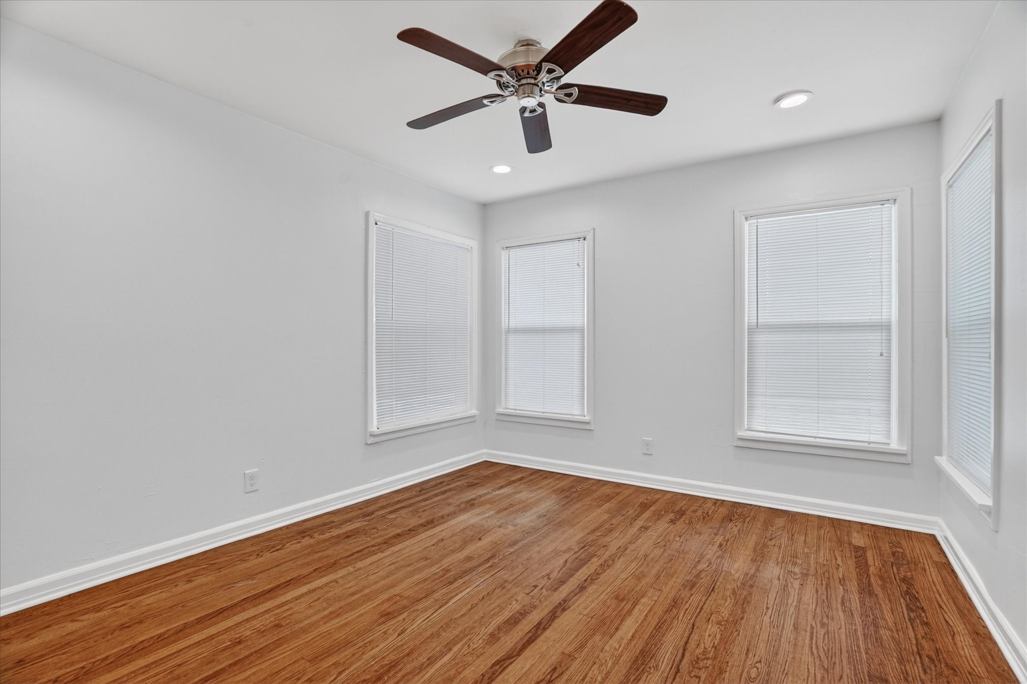 4309 Curzon Avenue Fort Worth TX 76107
