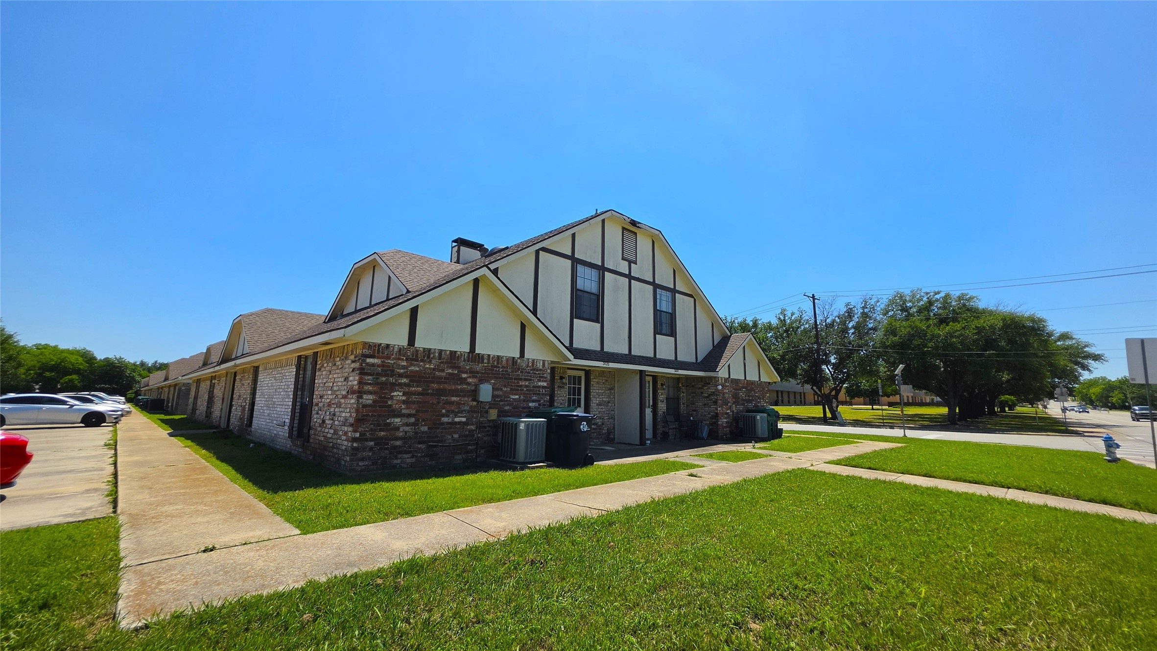 3028 N Bell Avenue Denton TX 76209