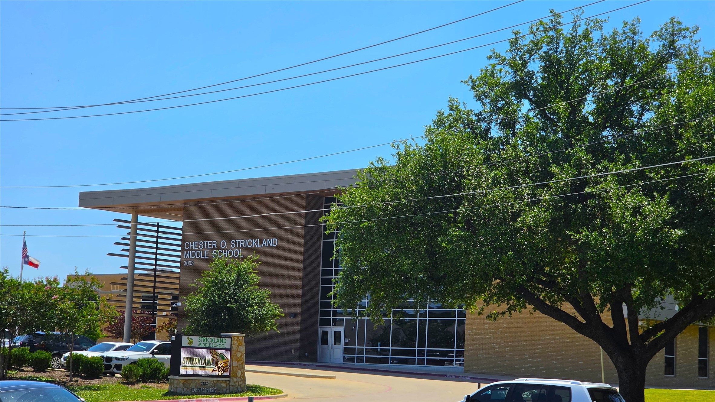 3028 N Bell Avenue Denton TX 76209