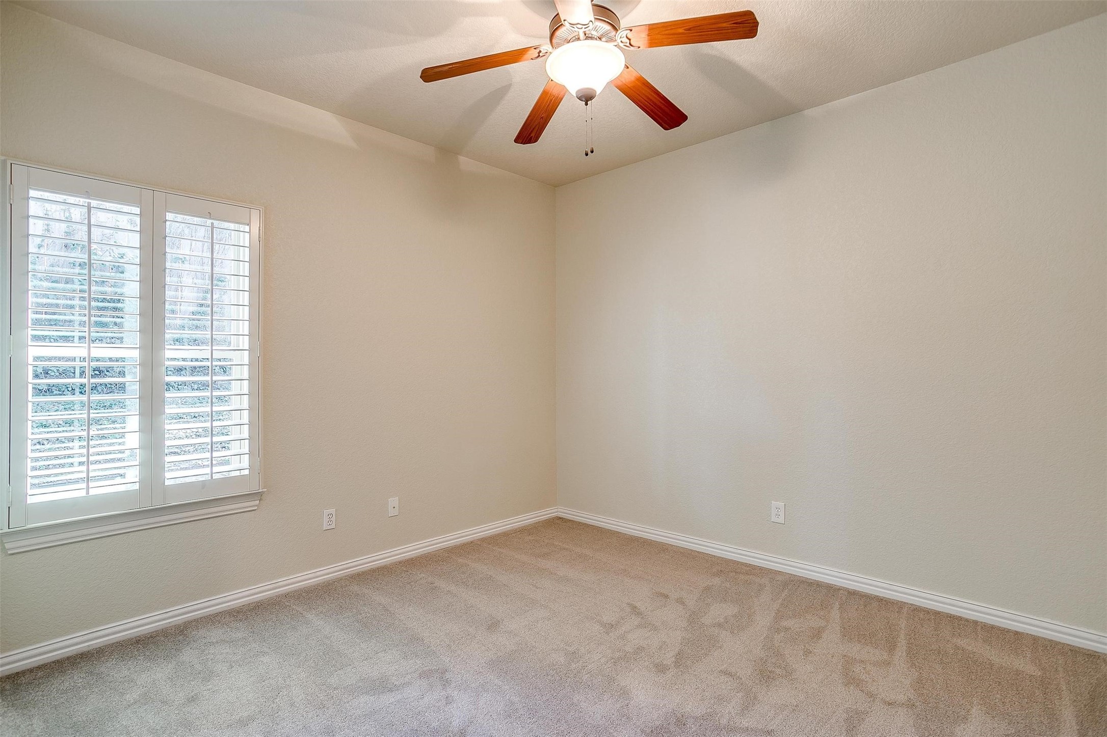 8027 Ravenswood Road Granbury TX 76049