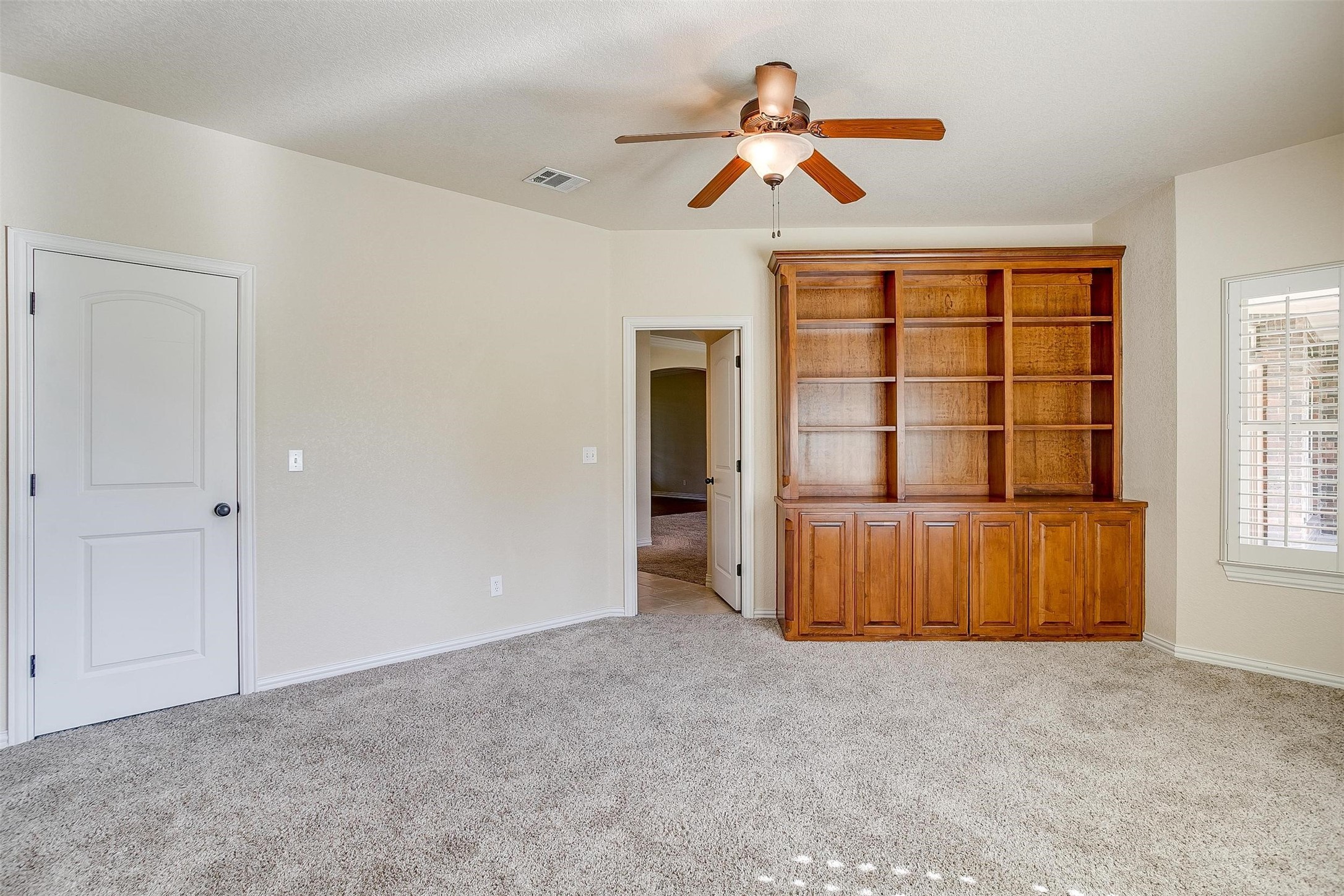 8027 Ravenswood Road Granbury TX 76049