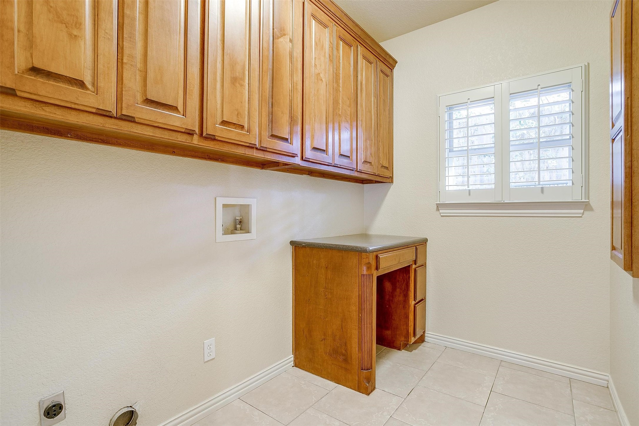 8027 Ravenswood Road Granbury TX 76049