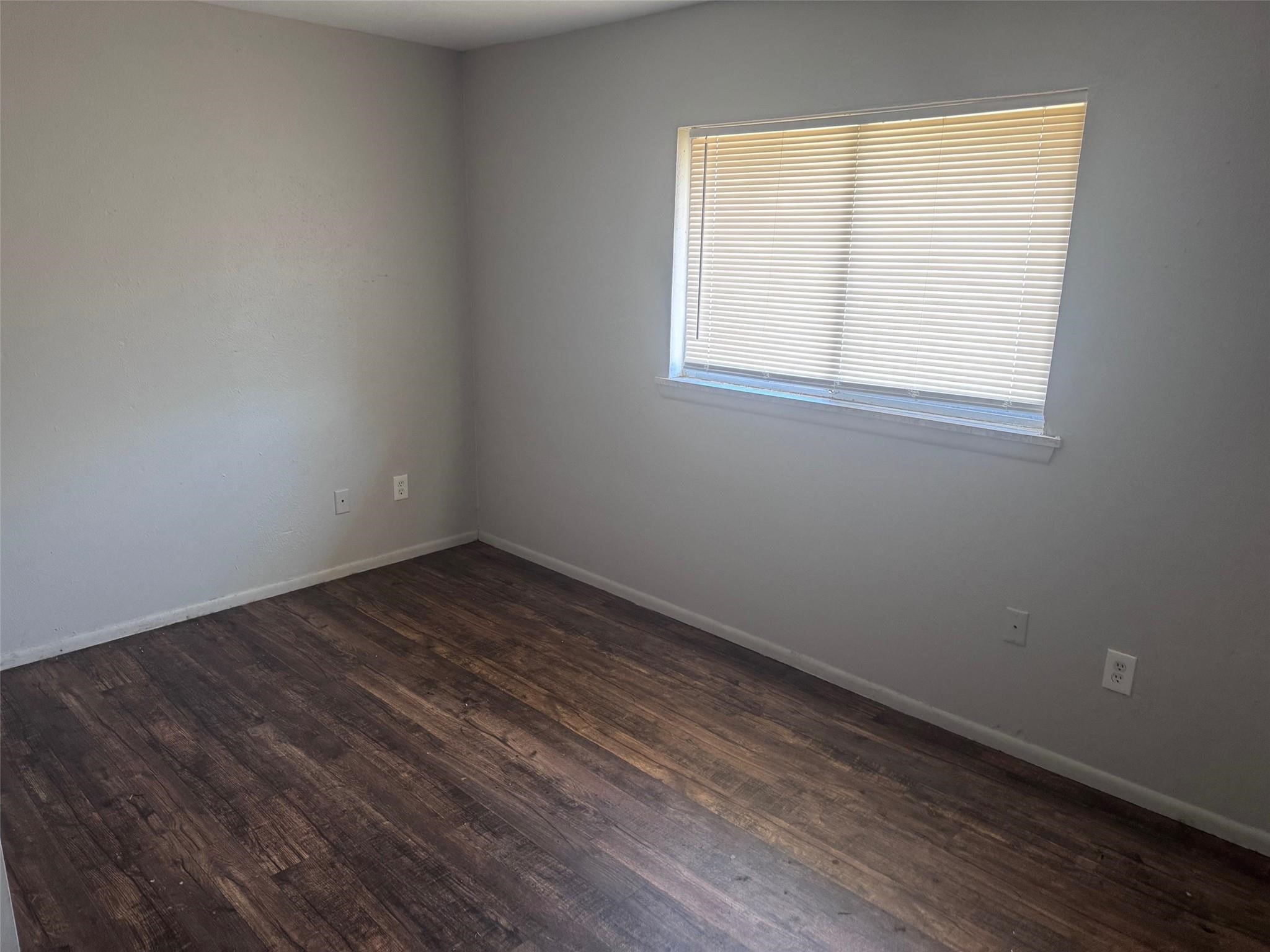 2112 Sunset Drive Brookston TX 75421