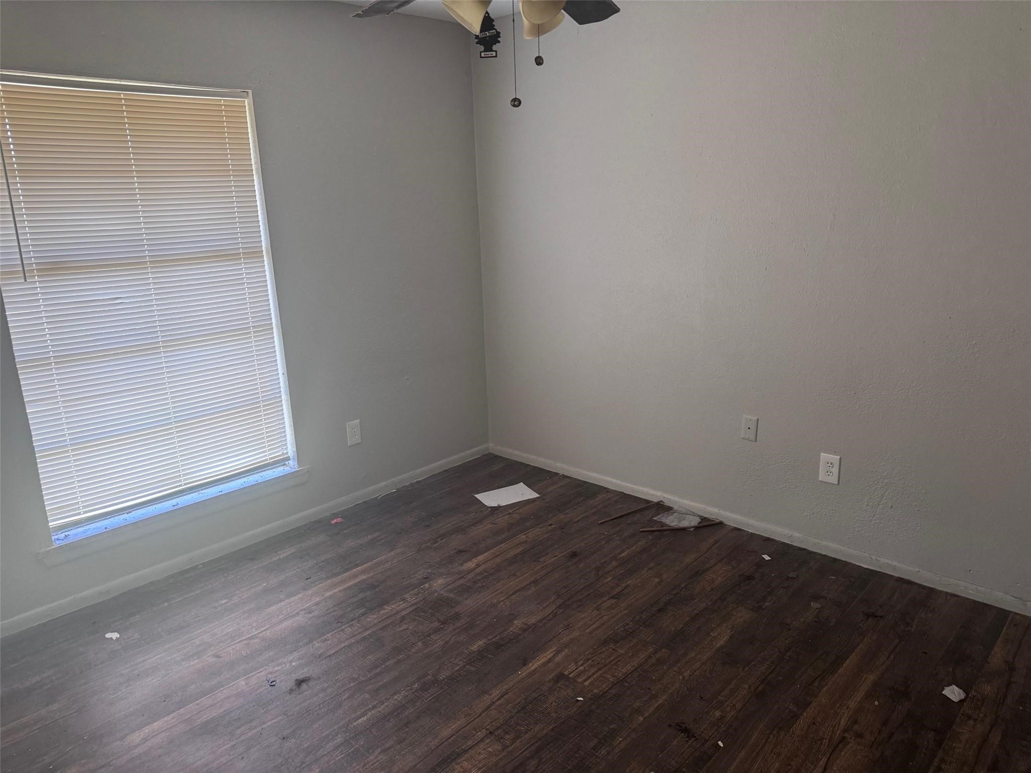 2112 Sunset Drive Brookston TX 75421