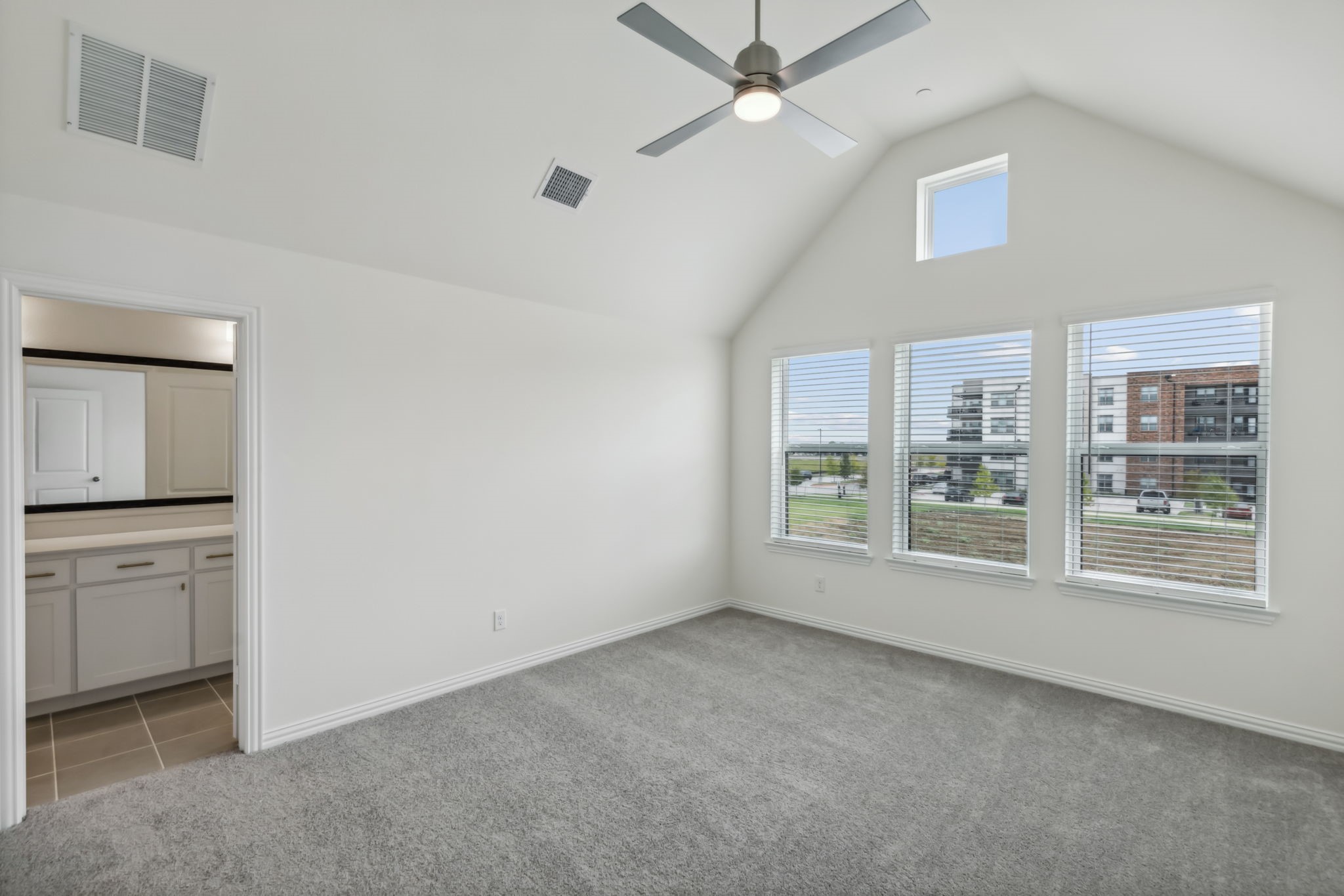 3705 Pierce Lane Grand Prairie TX 75052