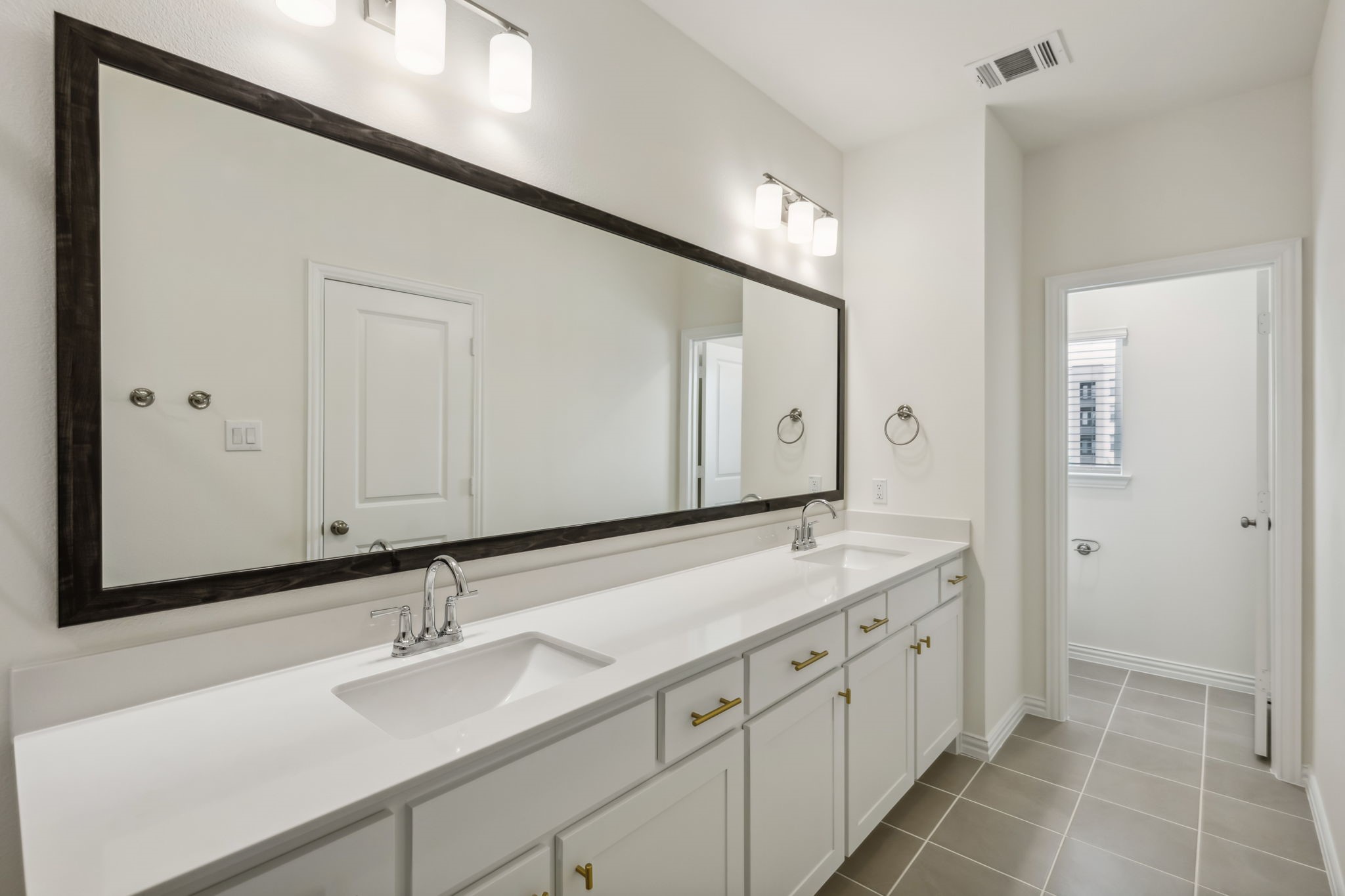 3705 Pierce Lane Grand Prairie TX 75052