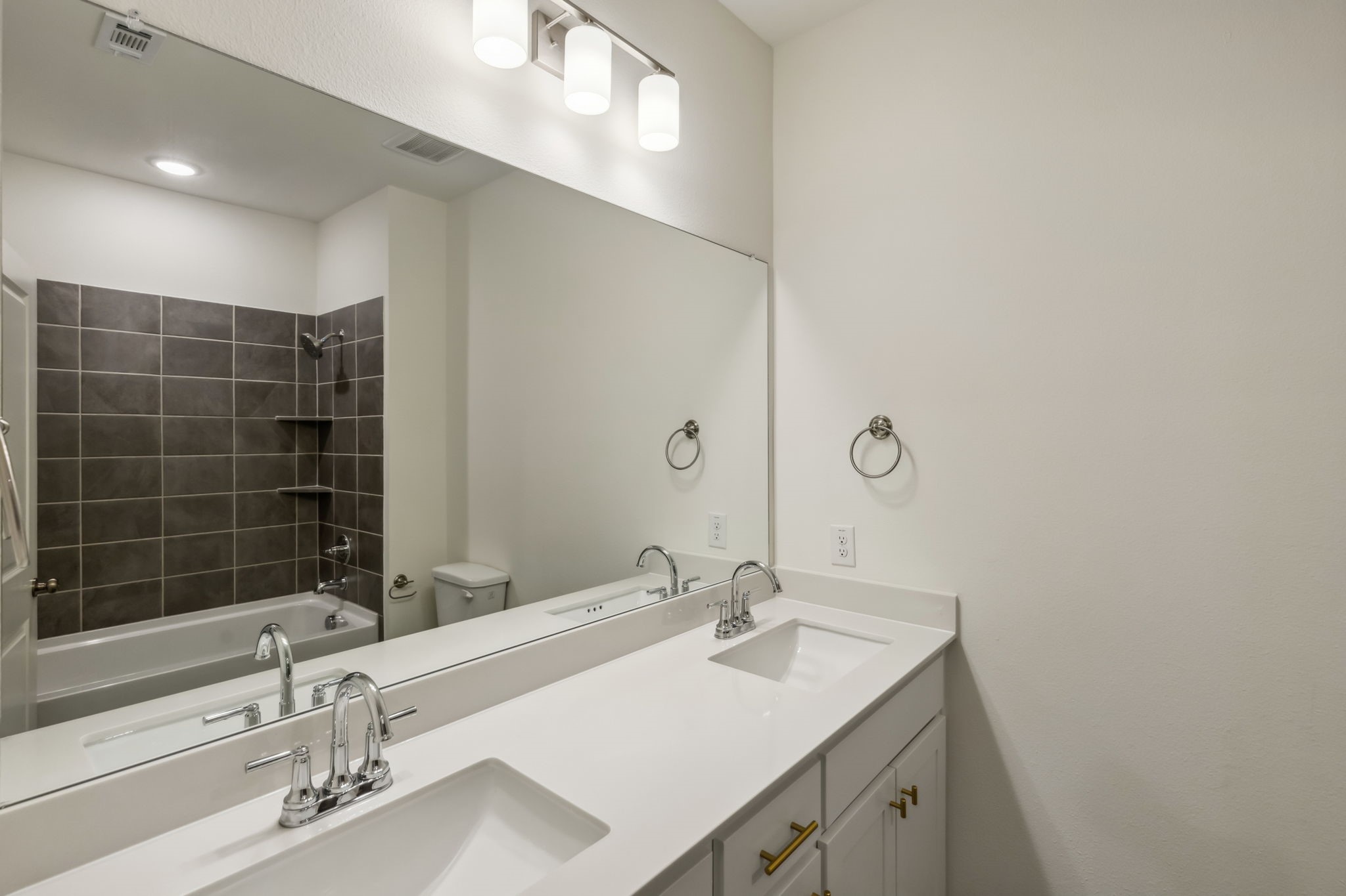 3705 Pierce Lane Grand Prairie TX 75052