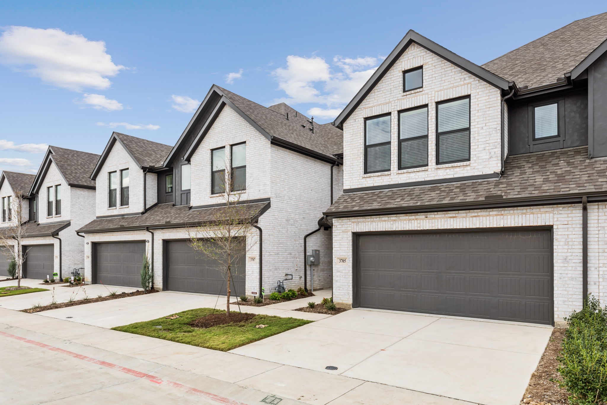 3705 Pierce Lane Grand Prairie TX 75052