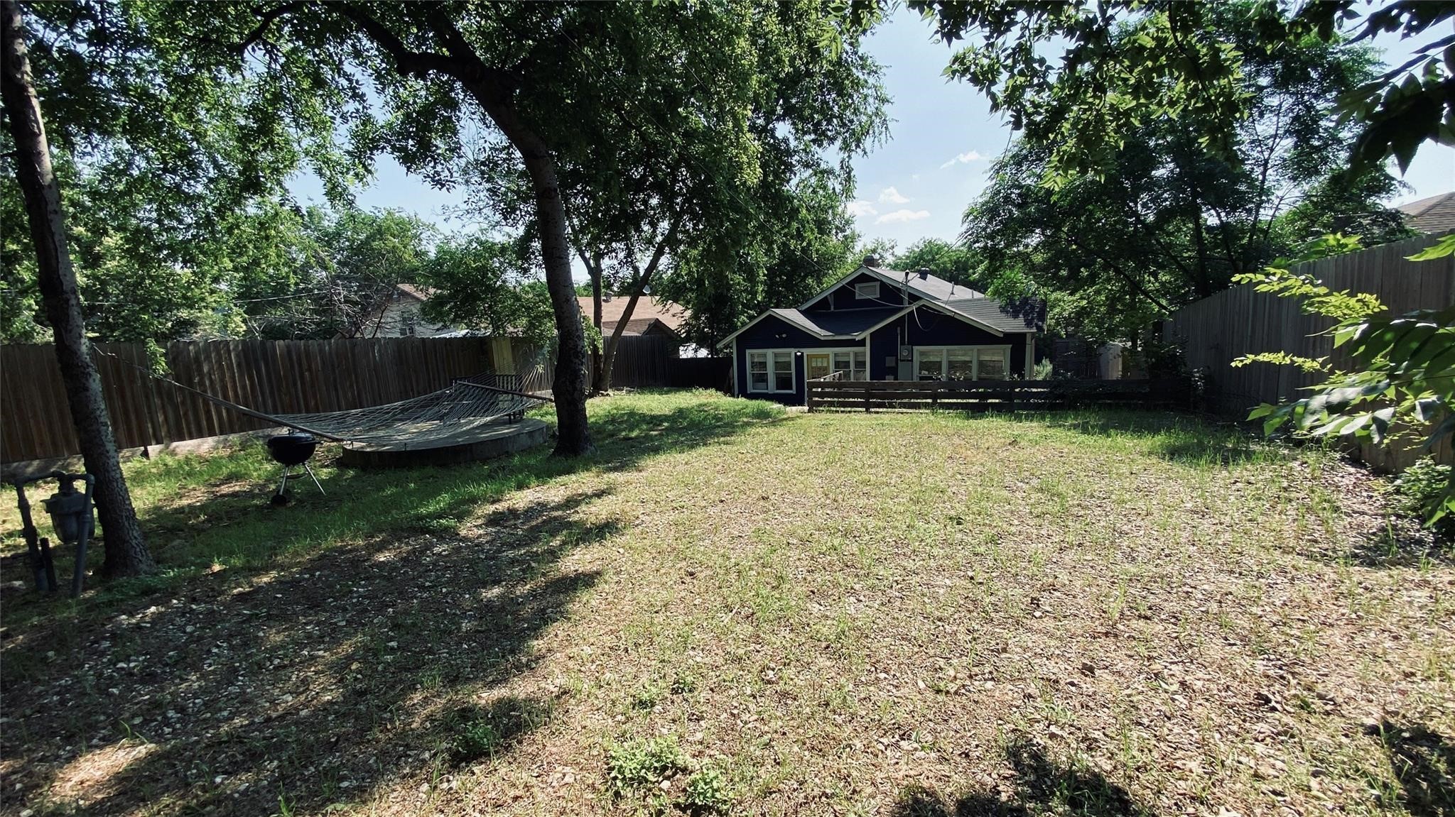 1715 Ramsey Avenue Dallas TX 75216
