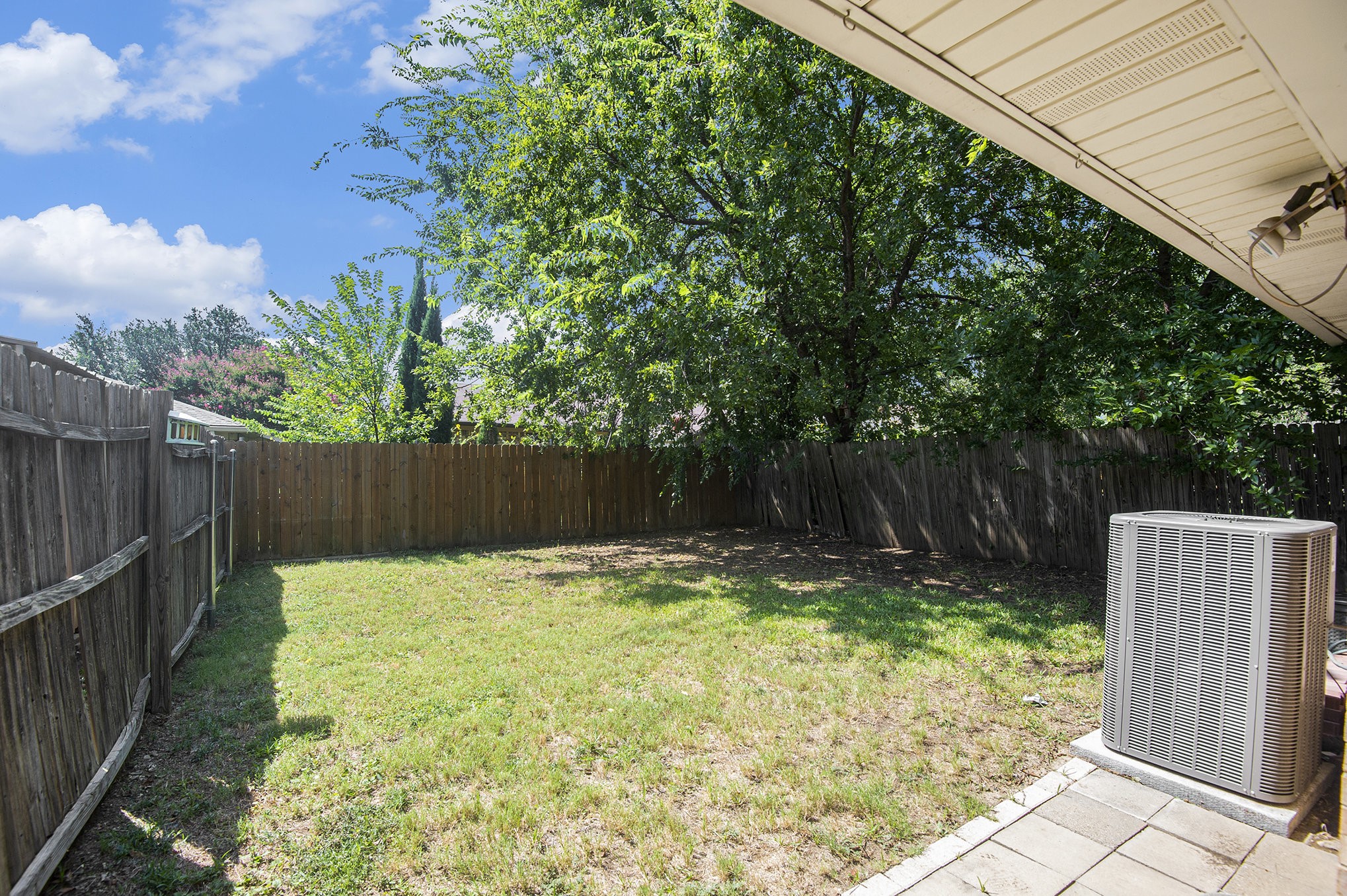 6819 W Cleburne Road Fort Worth TX 76133