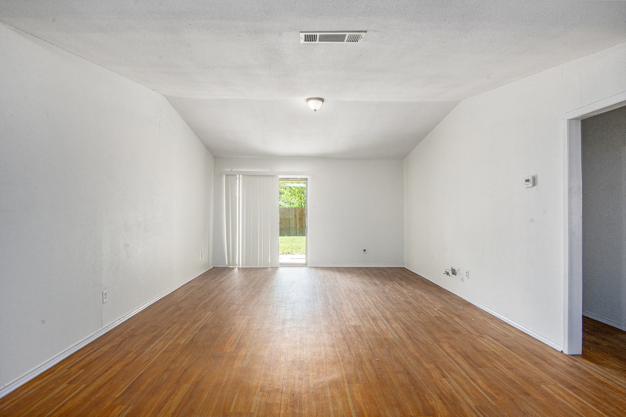 6819 W Cleburne Road Fort Worth TX 76133