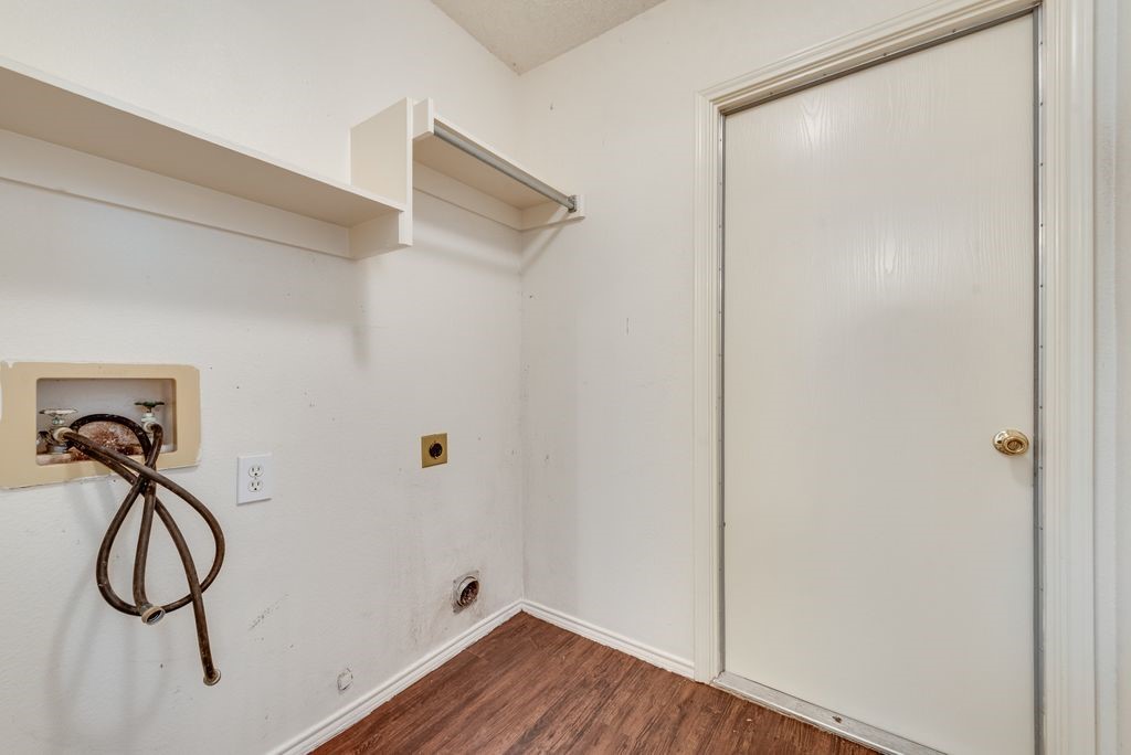 220 High Pointe Lane Cedar Hill TX 75104