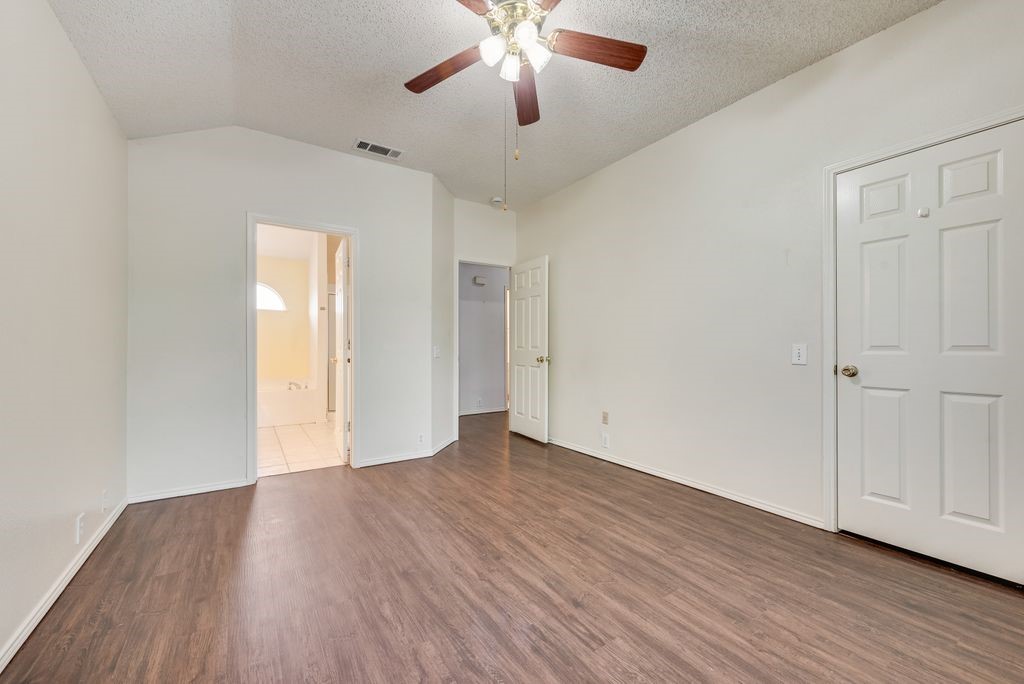 220 High Pointe Lane Cedar Hill TX 75104