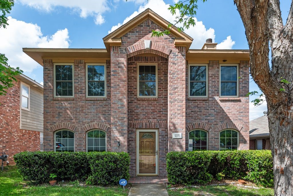 220 High Pointe Lane Cedar Hill TX 75104