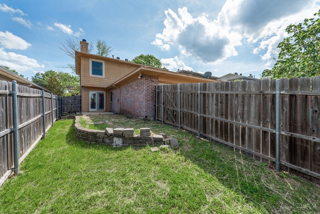 220 High Pointe Lane Cedar Hill TX 75104