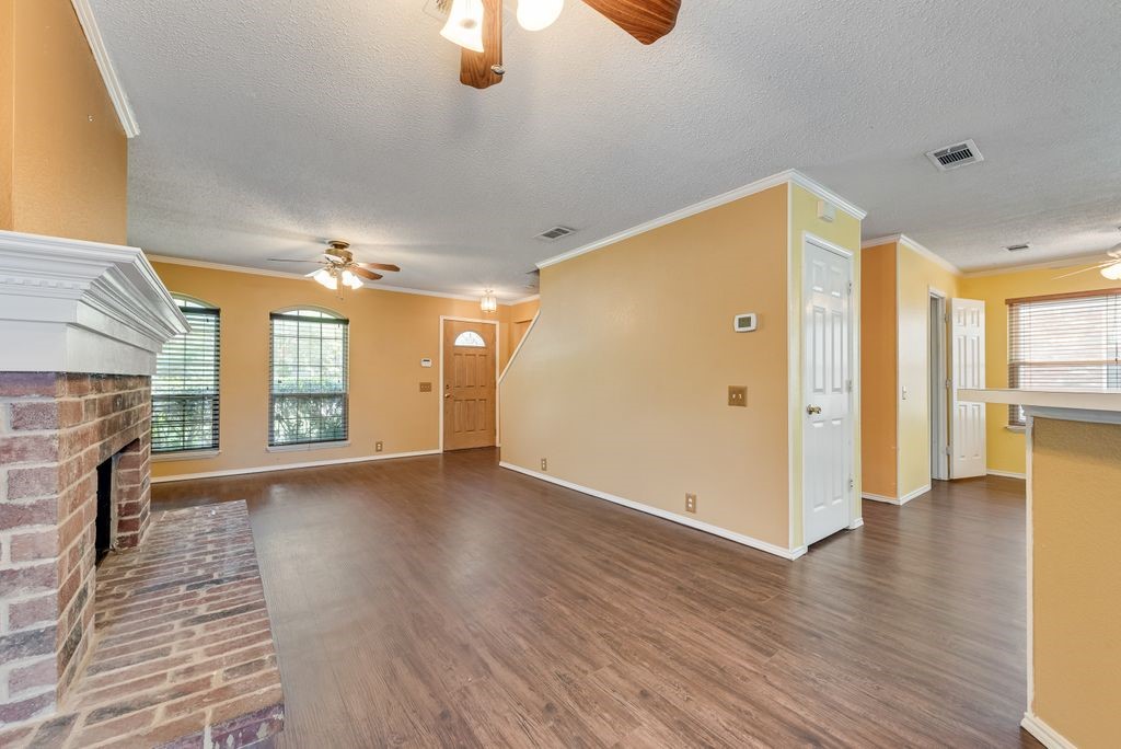 220 High Pointe Lane Cedar Hill TX 75104
