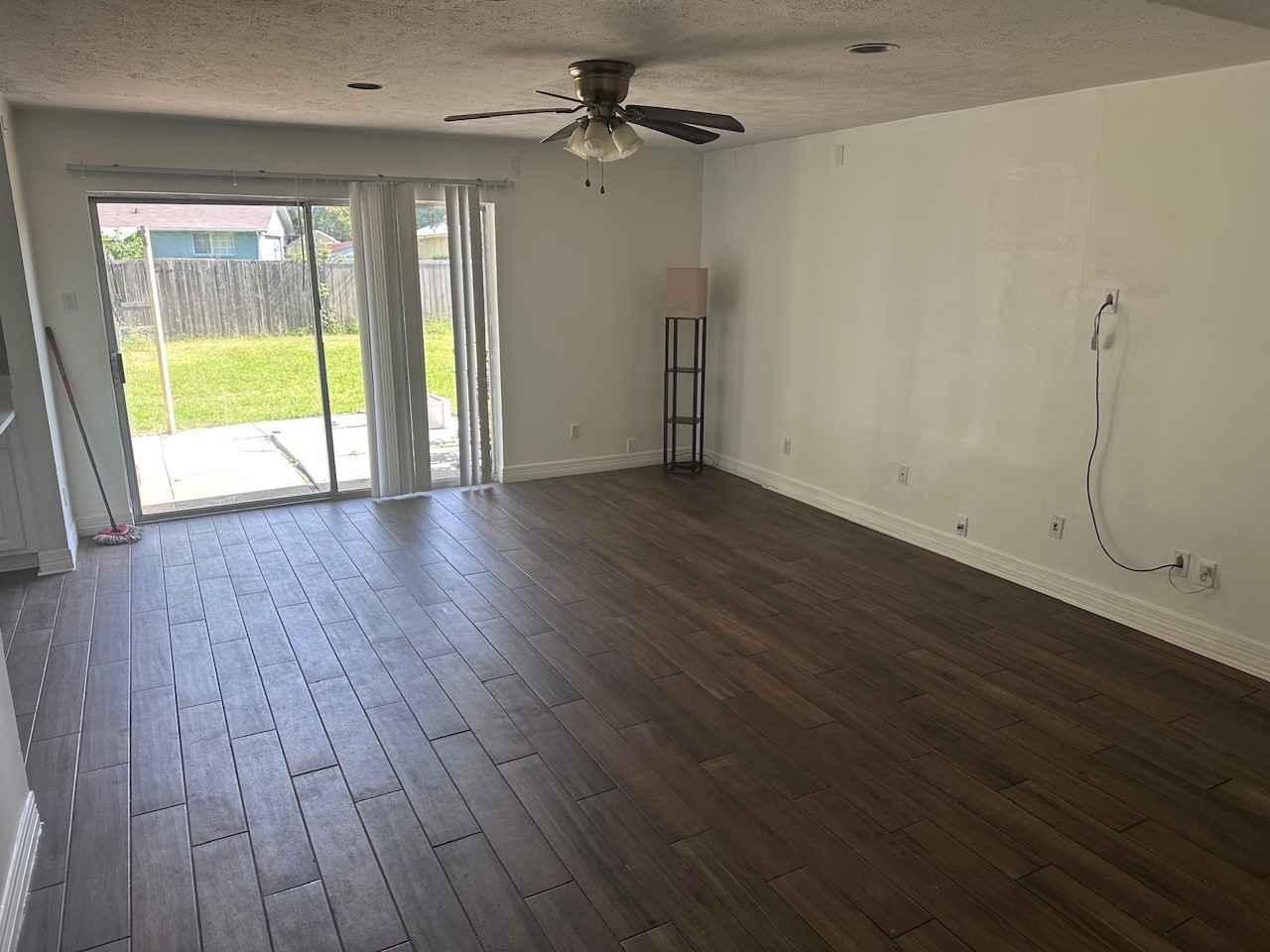 2103 Carlton Road Carrollton TX 75007