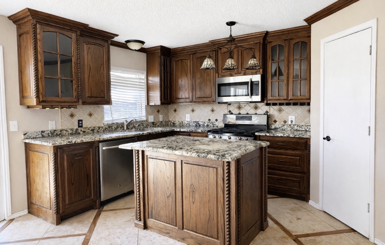7022 Lanyon Drive Dallas TX 75227