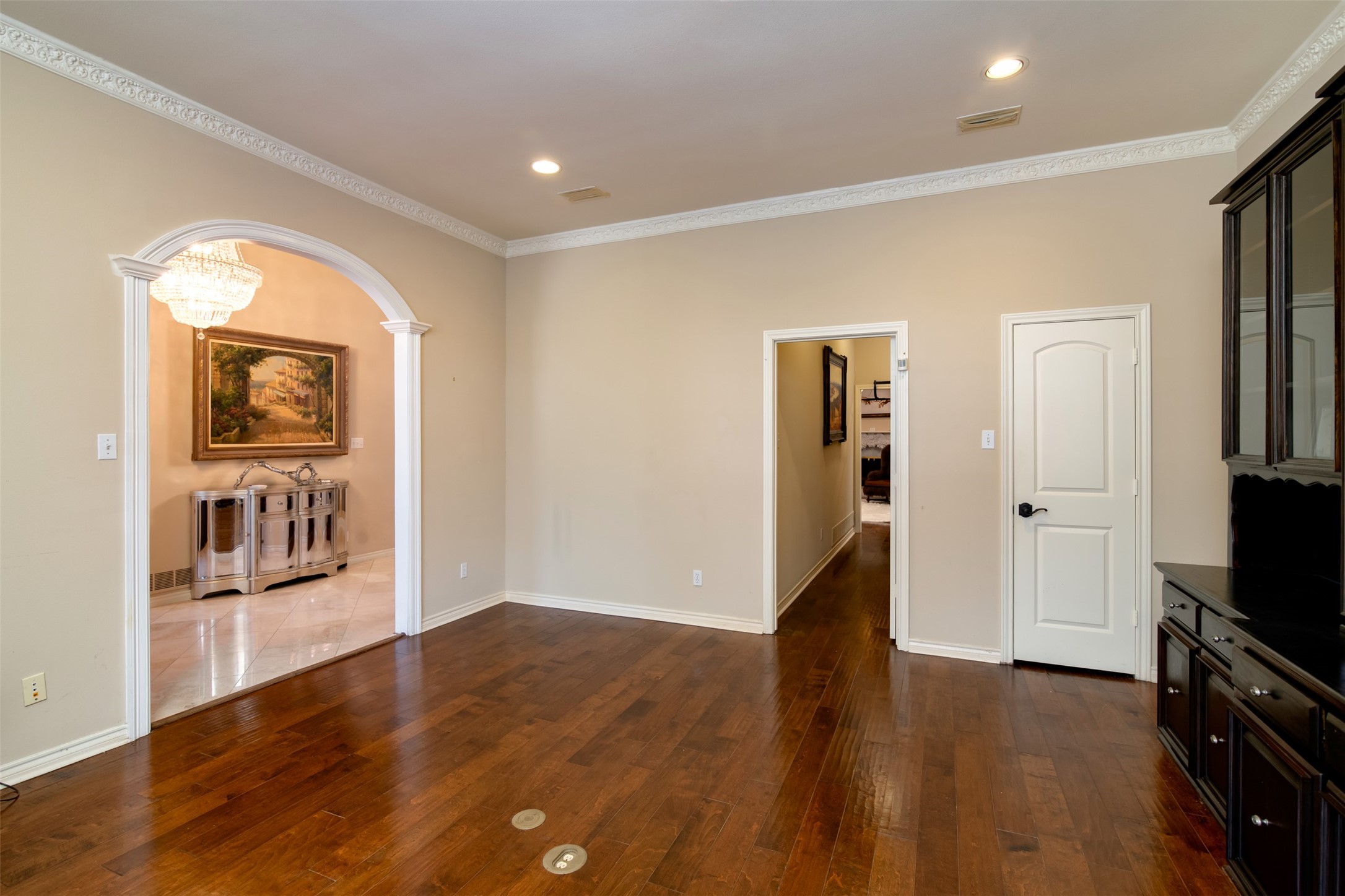 5920 Encore Drive Dallas TX 75240