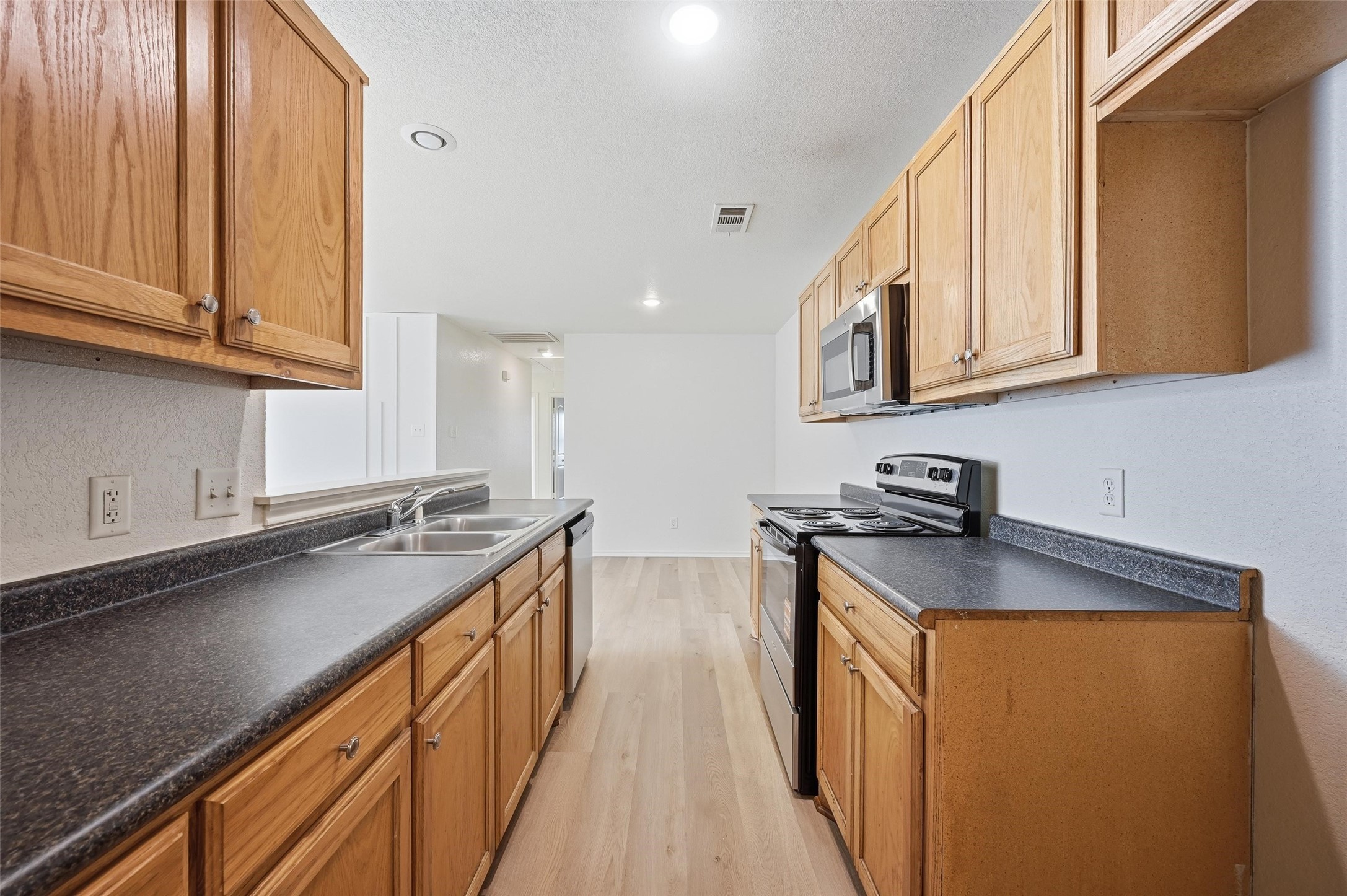 8117 Doreen Avenue Fort Worth TX 76116
