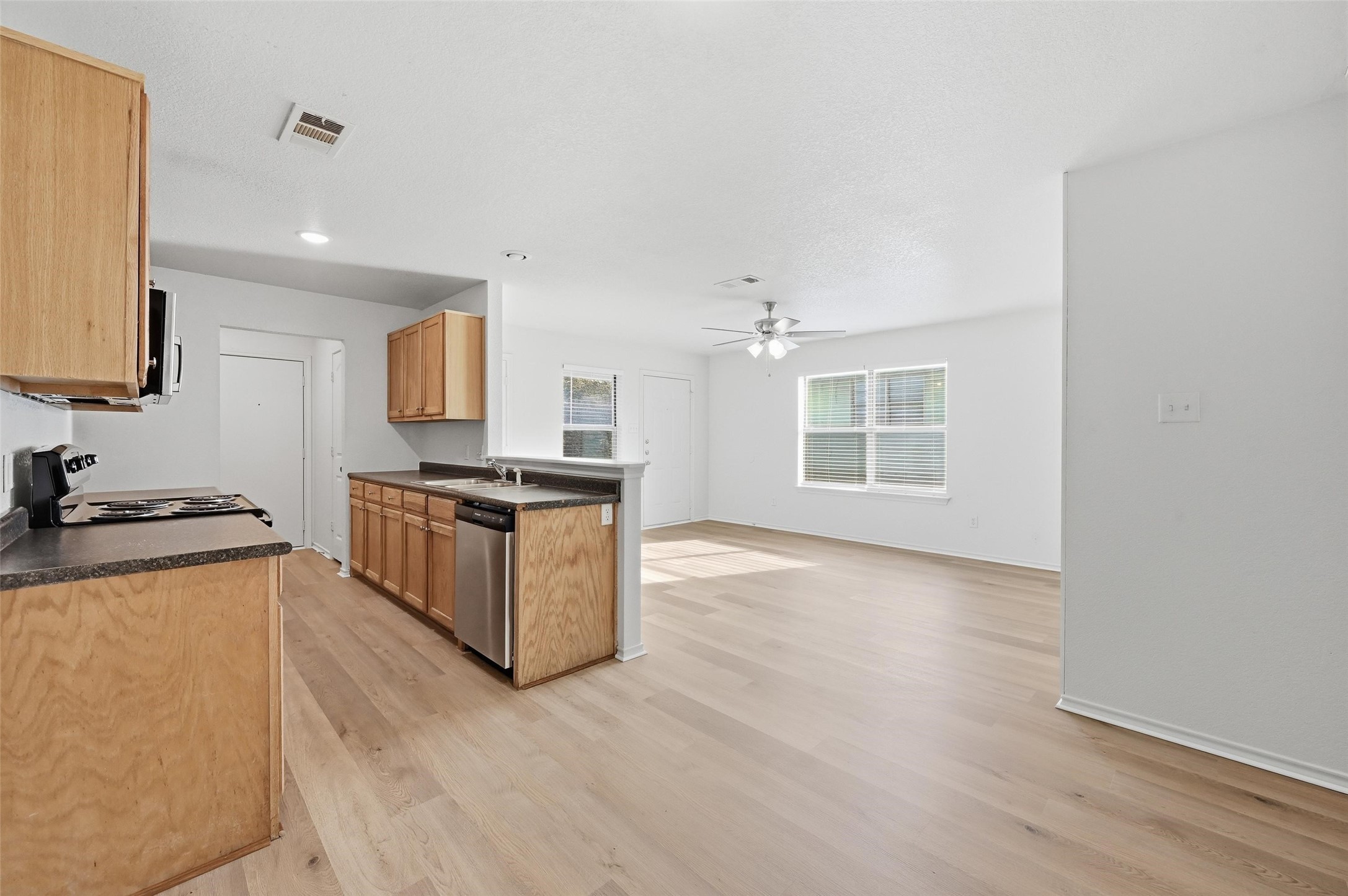 8117 Doreen Avenue Fort Worth TX 76116