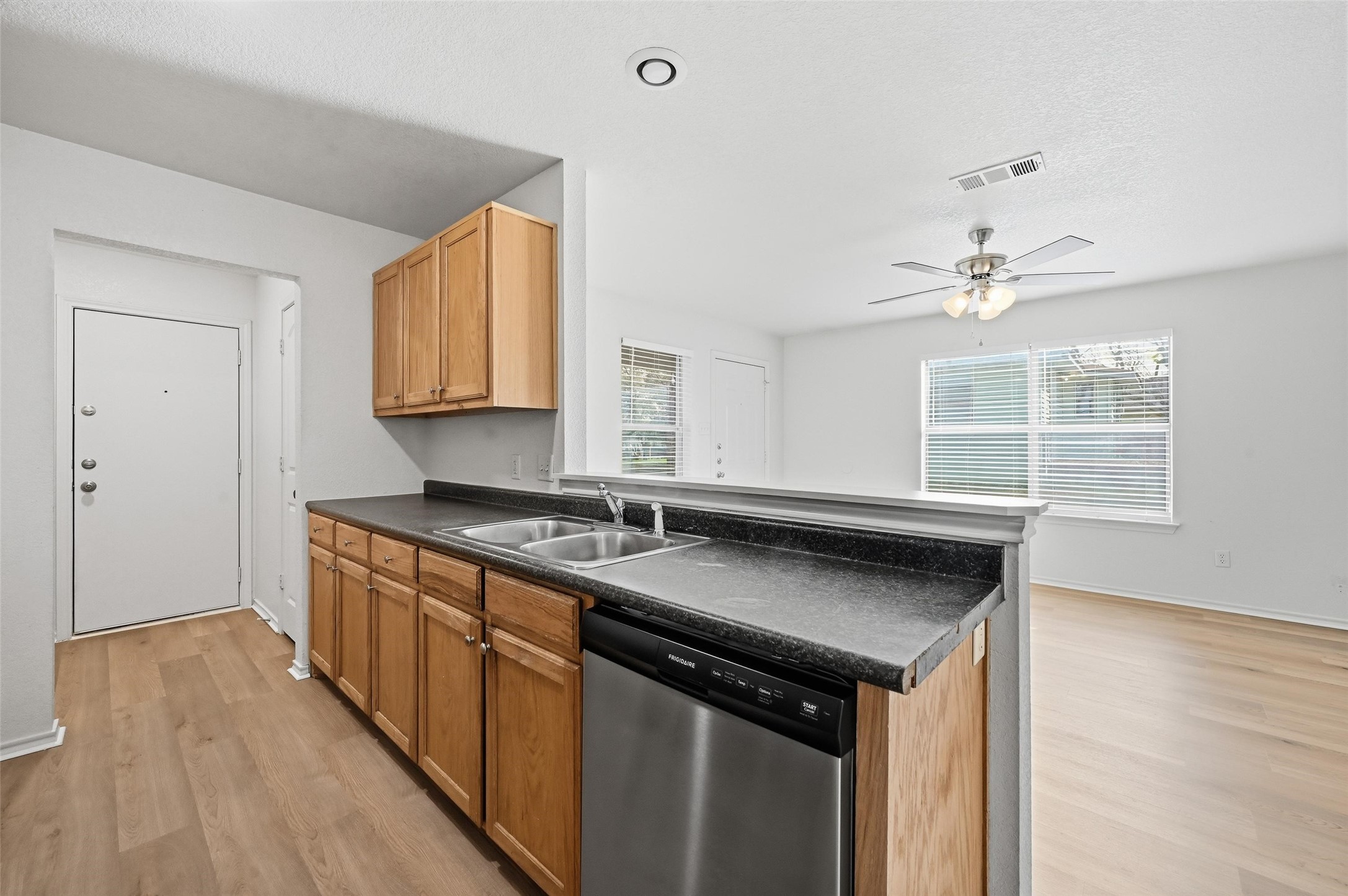 8117 Doreen Avenue Fort Worth TX 76116