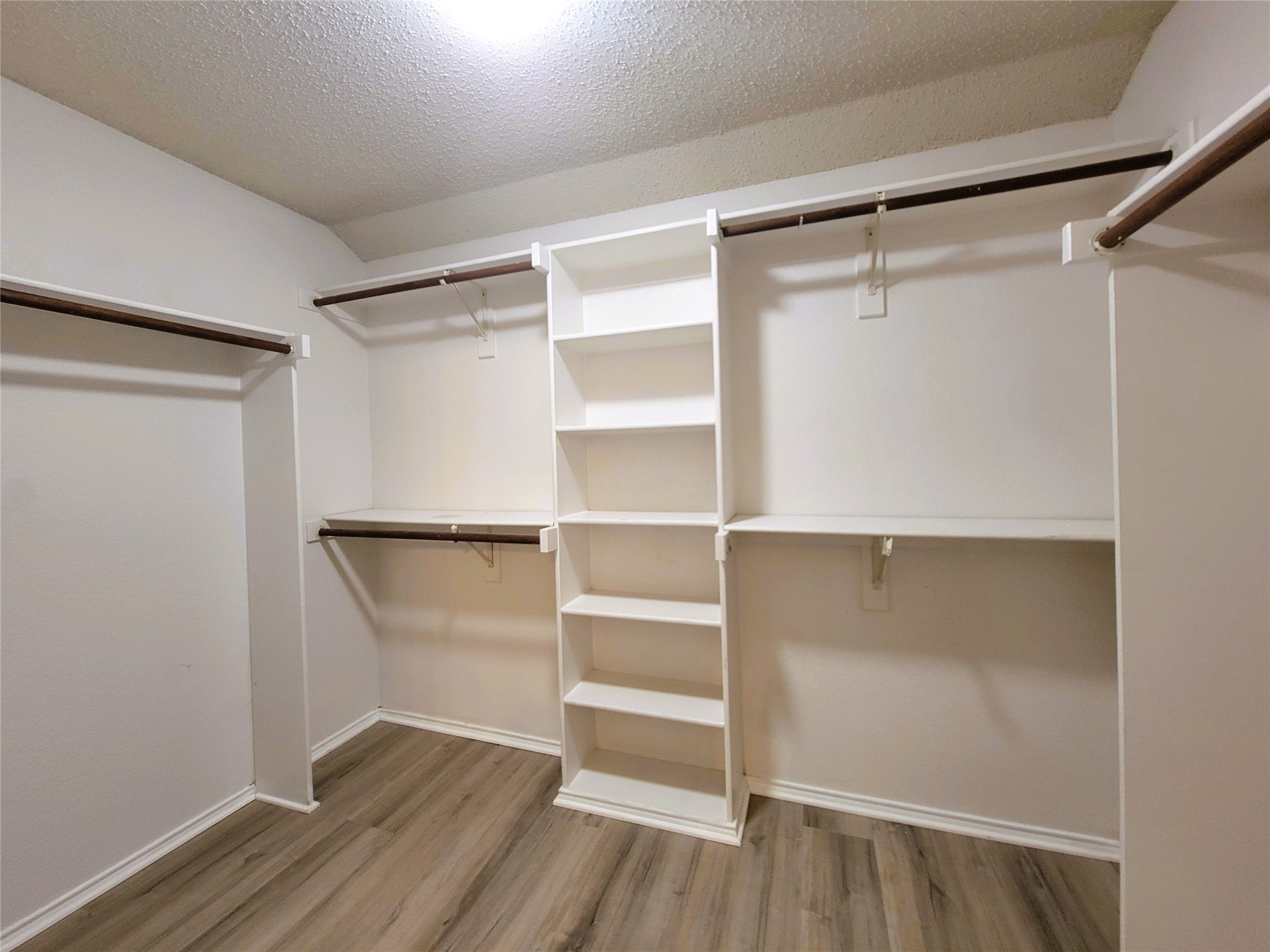 829 Beaver Creek Drive Burleson TX 76028