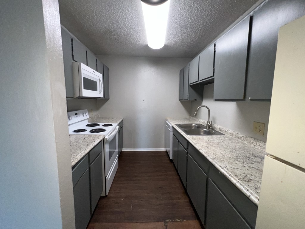 219 Fry Street Denton TX 76201