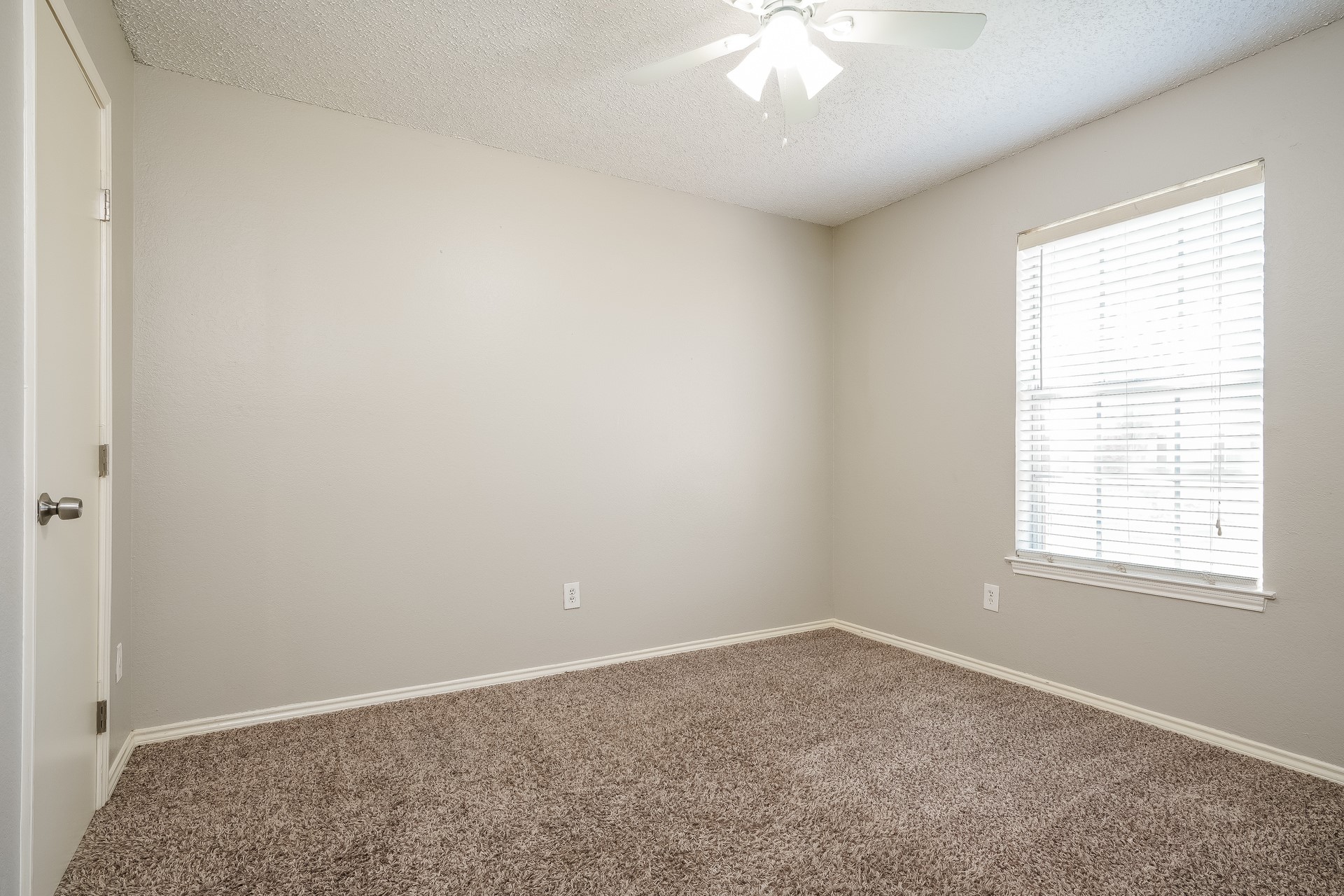 6117 Autumn Springs Drive Arlington TX 76001