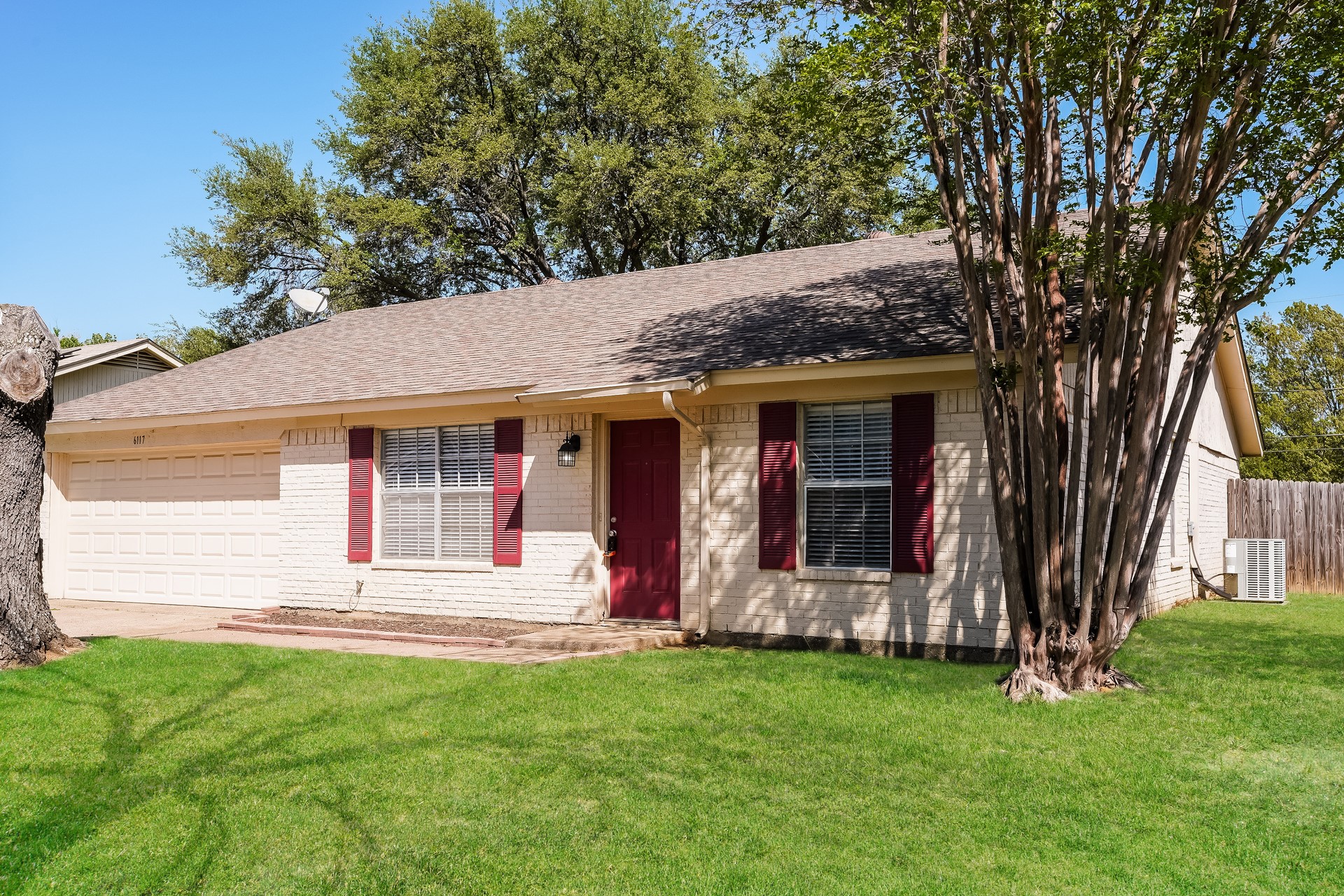 6117 Autumn Springs Drive Arlington TX 76001