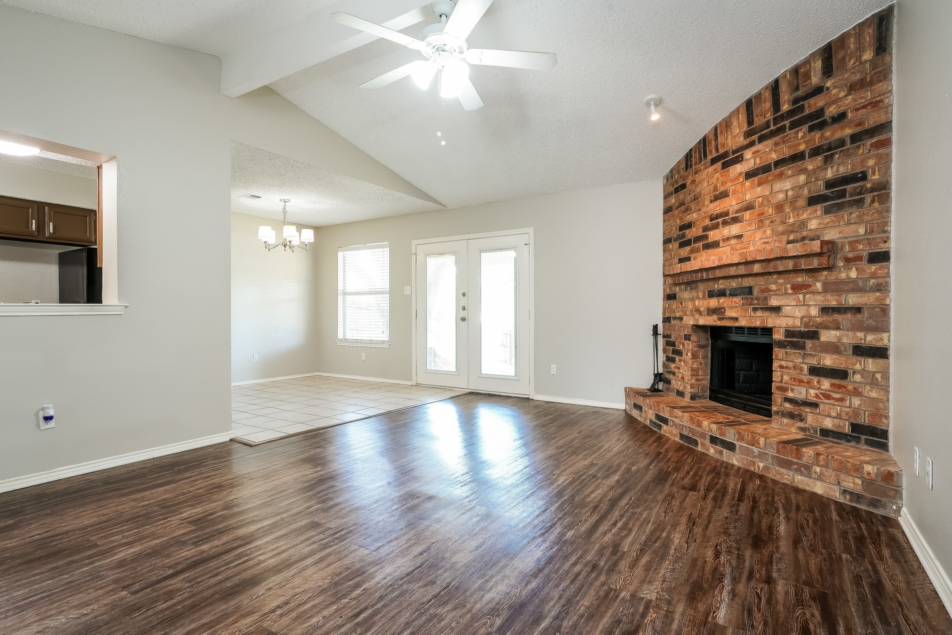 6117 Autumn Springs Drive Arlington TX 76001