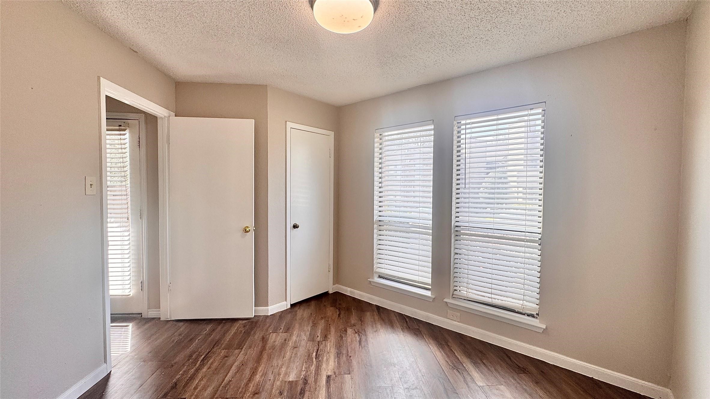 1614 Pecan Chase Circle Arlington TX 76012