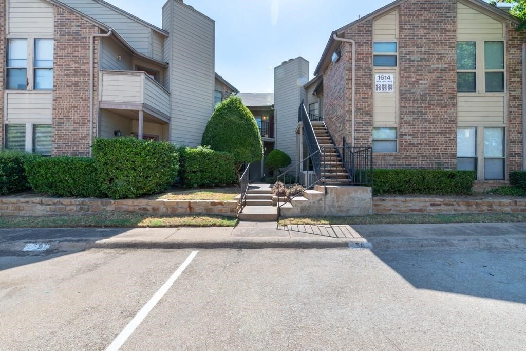 1614 Pecan Chase Circle Arlington TX 76012