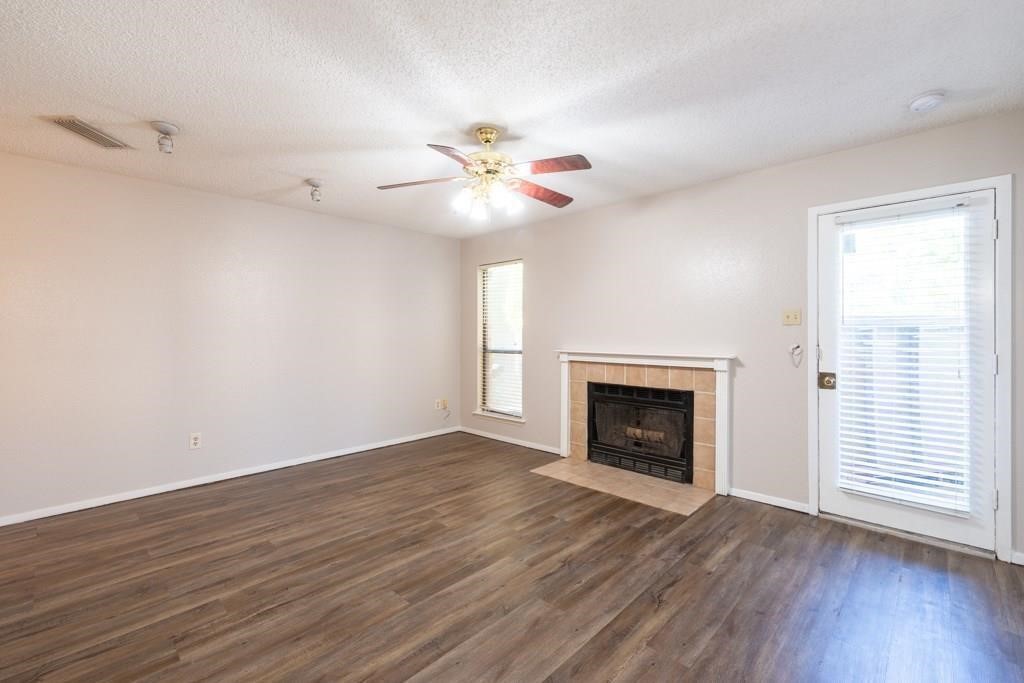 1614 Pecan Chase Circle Arlington TX 76012